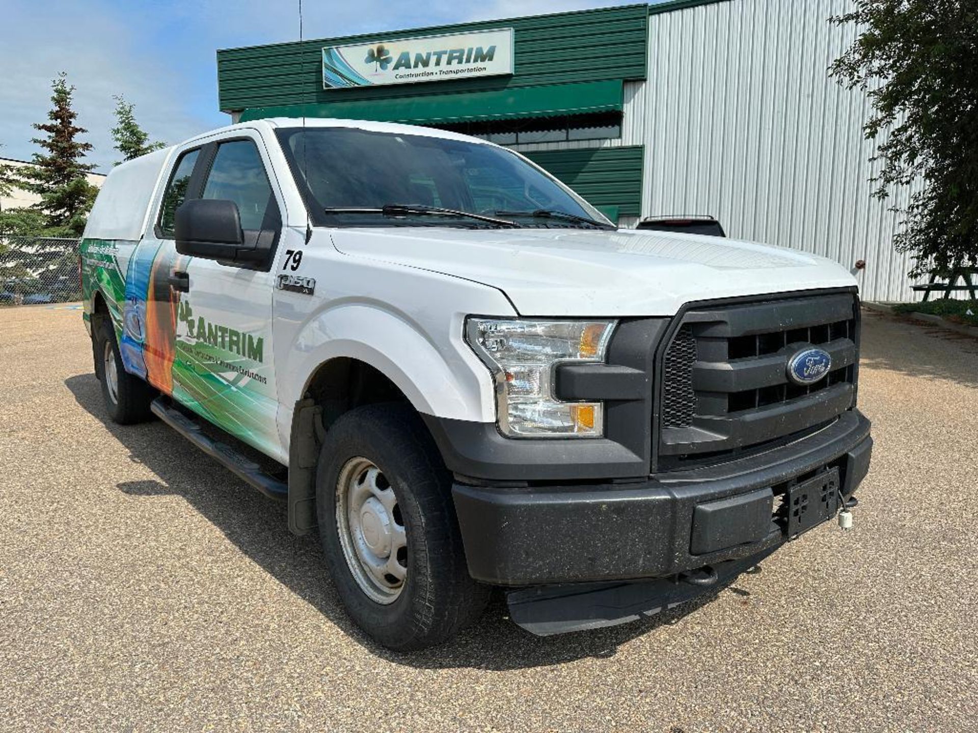 2016 Ford F-150 4x4 XL Extended Cab Pickup Truck, 250,483 kms showing, VIN: 1FTEX1E85GFC93942