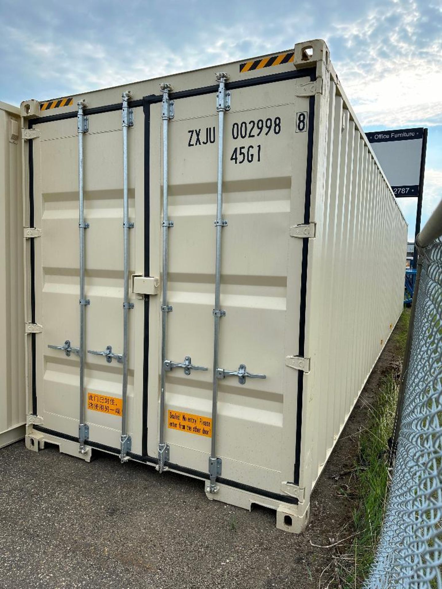 Single Trip 40 ft. 2-Door Sea Container - Image 3 of 6