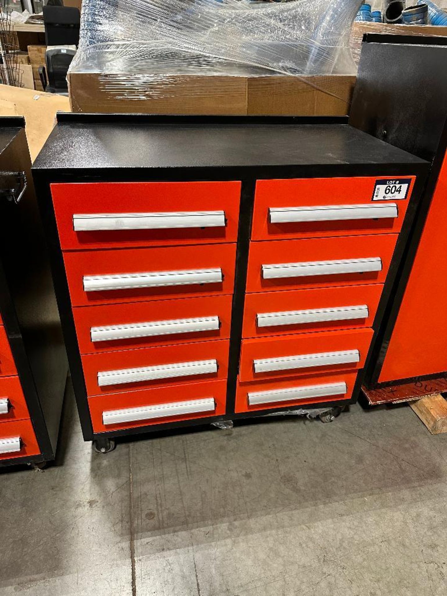 37-1/2" X 20" X 38-1/2" Roll-Away Tool Drawers - Image 3 of 3