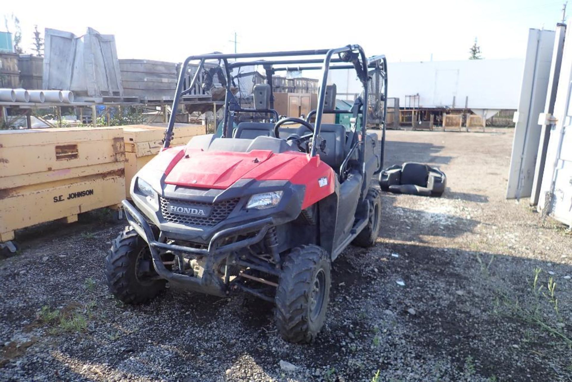 2014 Honda Pioneer 4 700 SXS700M4E ATV. VIN 1HFVE0213E4000495, Showing 3170 Kms/460.4 Hours