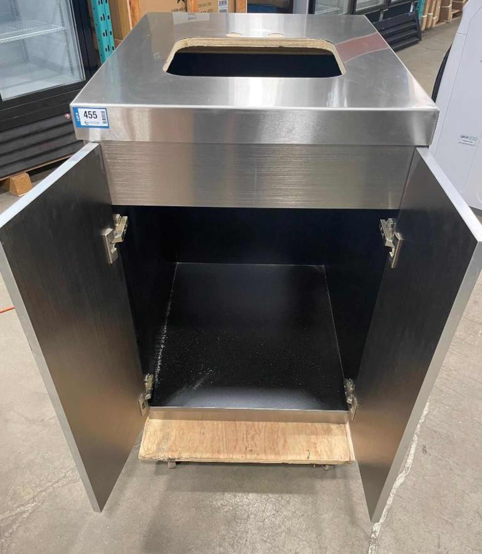 STAINLESS STEEL SINK CABINET
