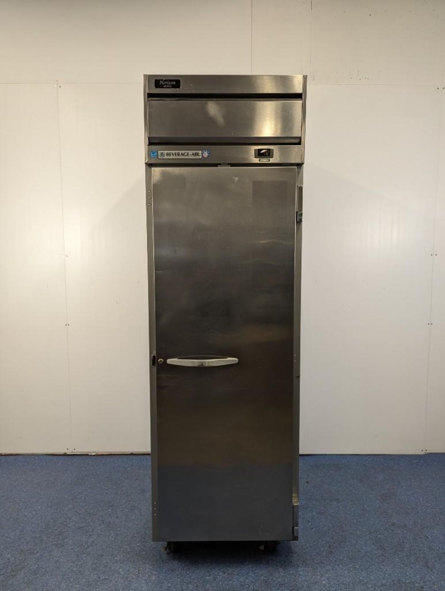 BEVERAGE AIR HR1-1S-003 STAINLESS STEEL SINGLE DOOR REACH IN COOLER - Image 3 of 8