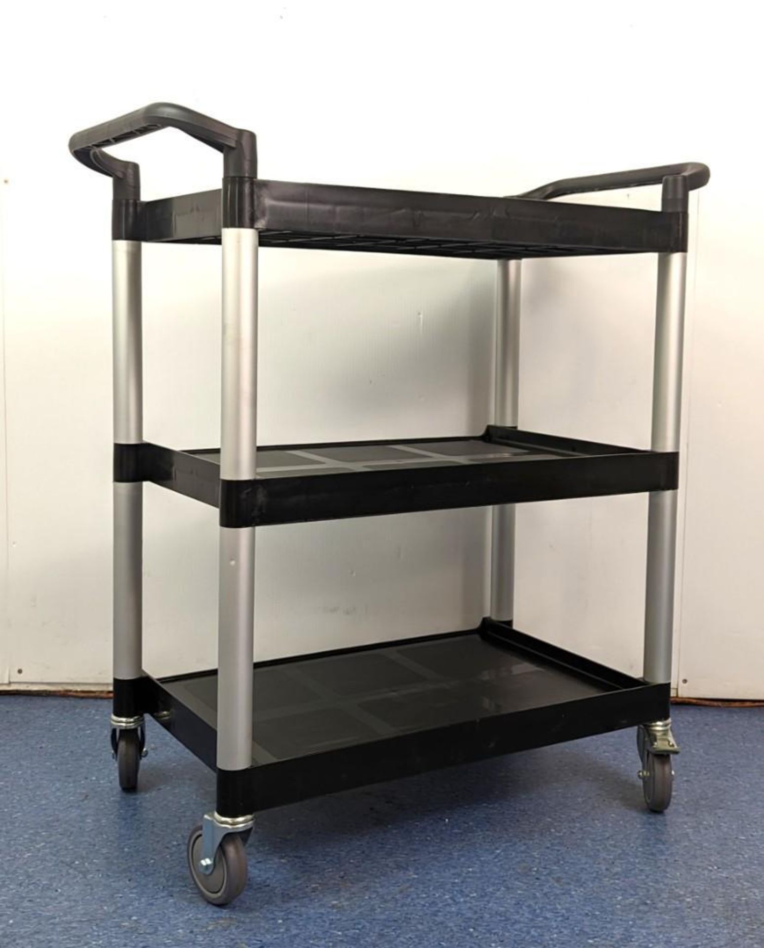 24" X 16" BLACK PLASTIC 3 TIER BUSSING CART - NEW - OMCAN 24183