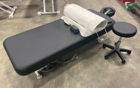 ELECTRIC LIFT MASSAGE TABLE WITH EARTHLITE FLEECE MASSAGE TABLE WARMER & PADDED ROLLING STOOL