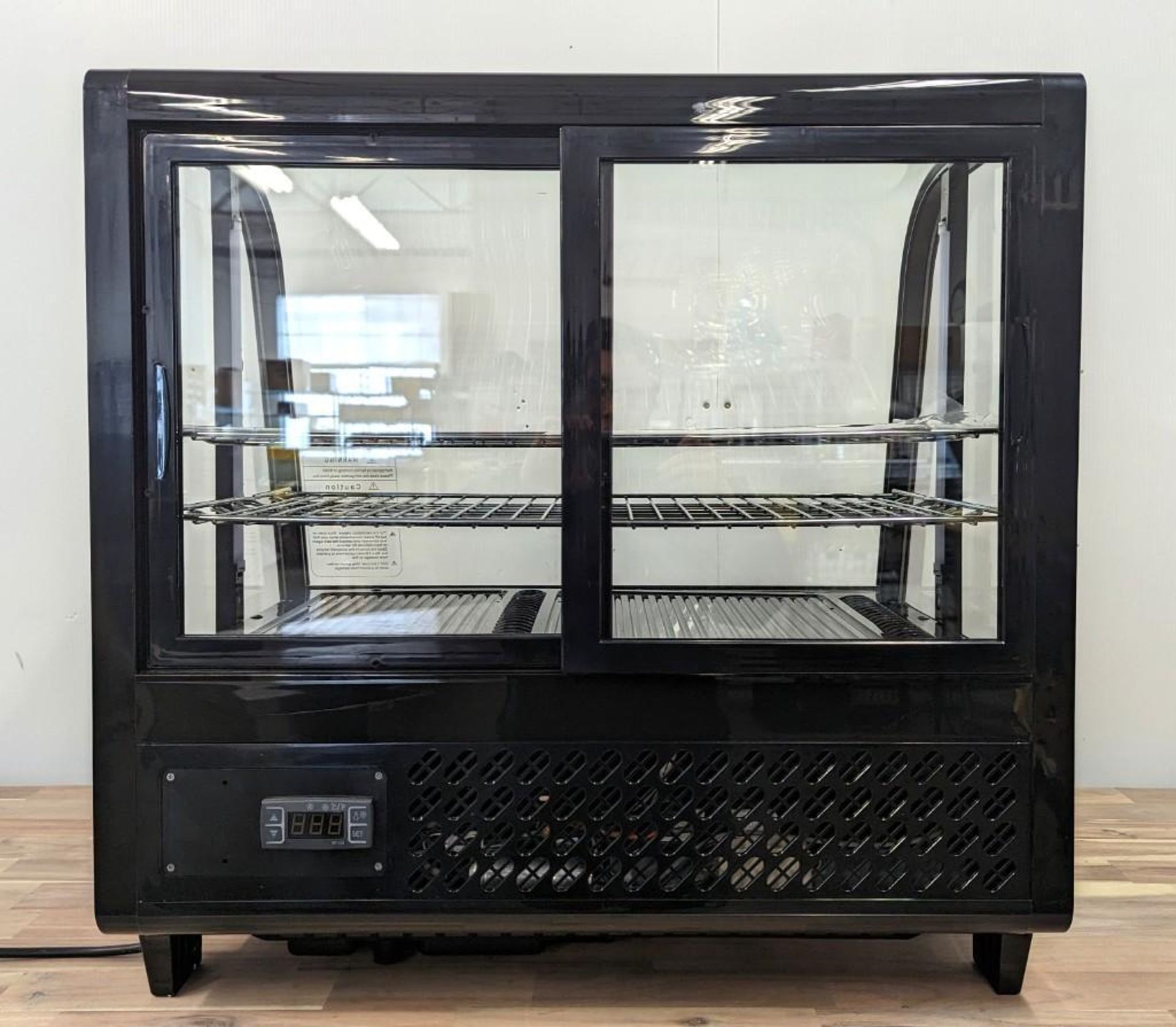 NEW 27" BLACK COUNTERTOP REFRIGERATED DISPLAY, OMCAN 27155 - Image 6 of 8