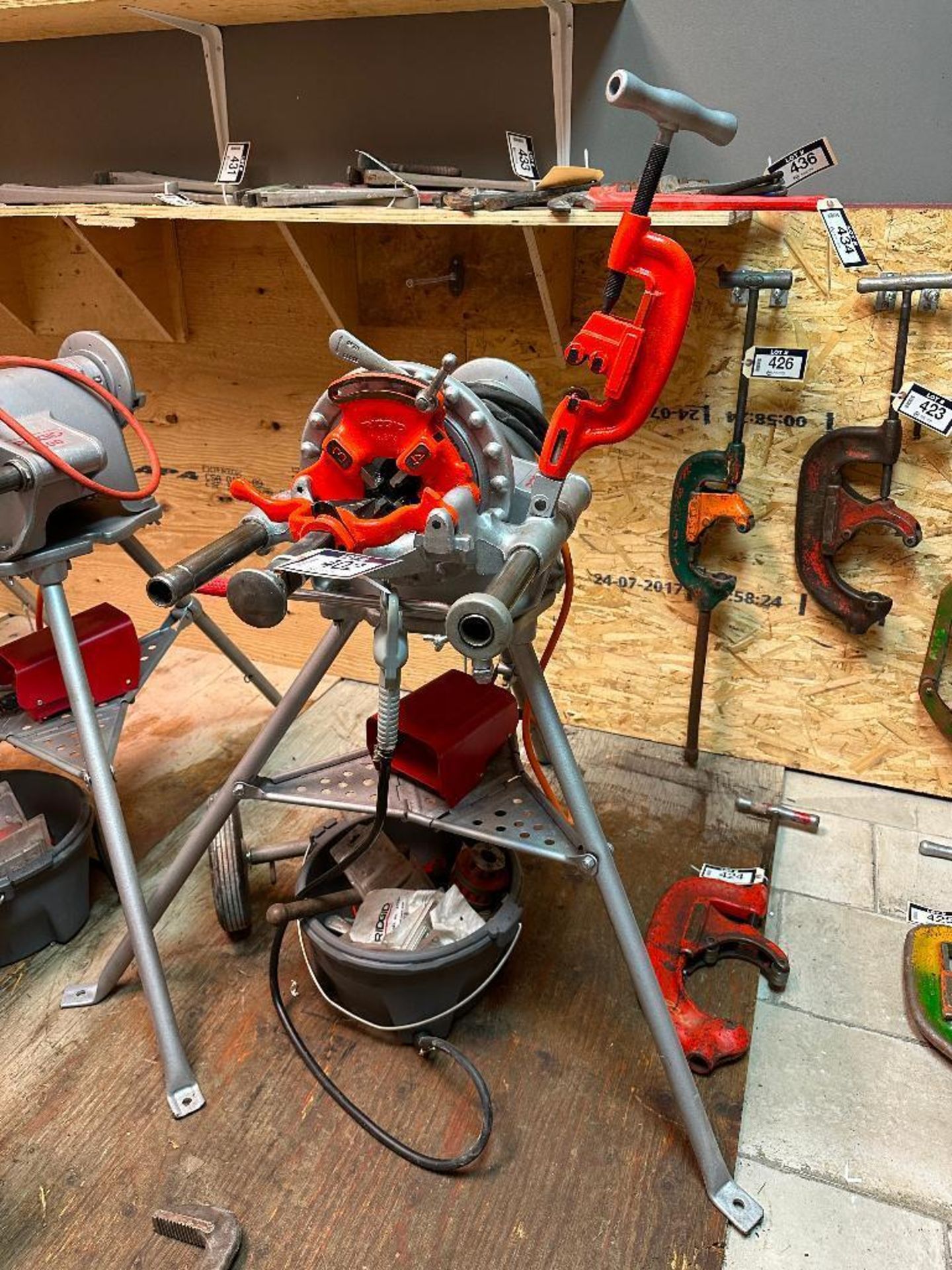 Ridgid 300 Threader w/ Reamer, (2) Dies, Cutter, Pedal, Hand Threader Dies, etc. - Image 2 of 8