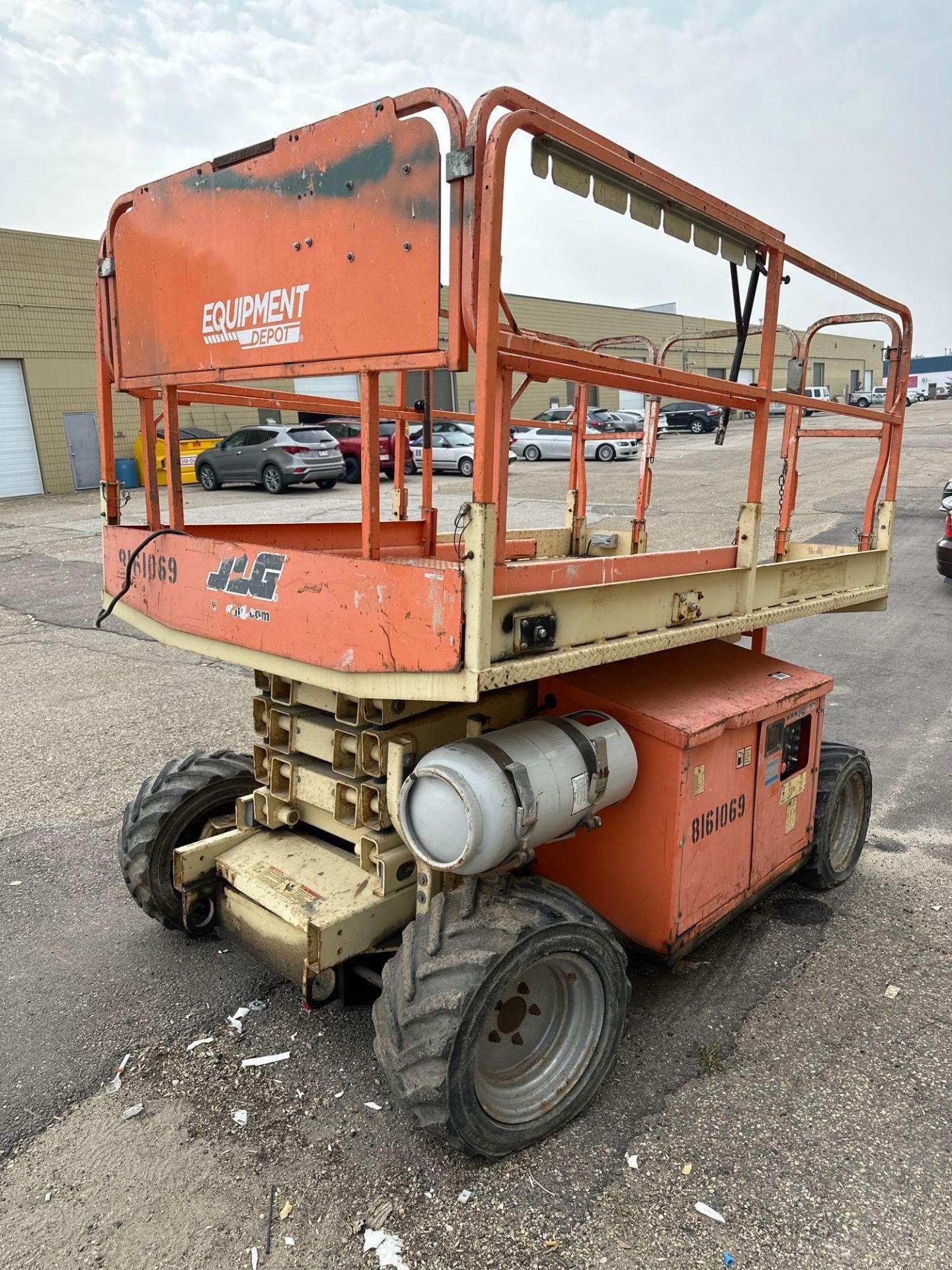 2006 JLG 260MRT Scissor Lift, 1,931hrs Showing **Does Not Run** - Image 4 of 14