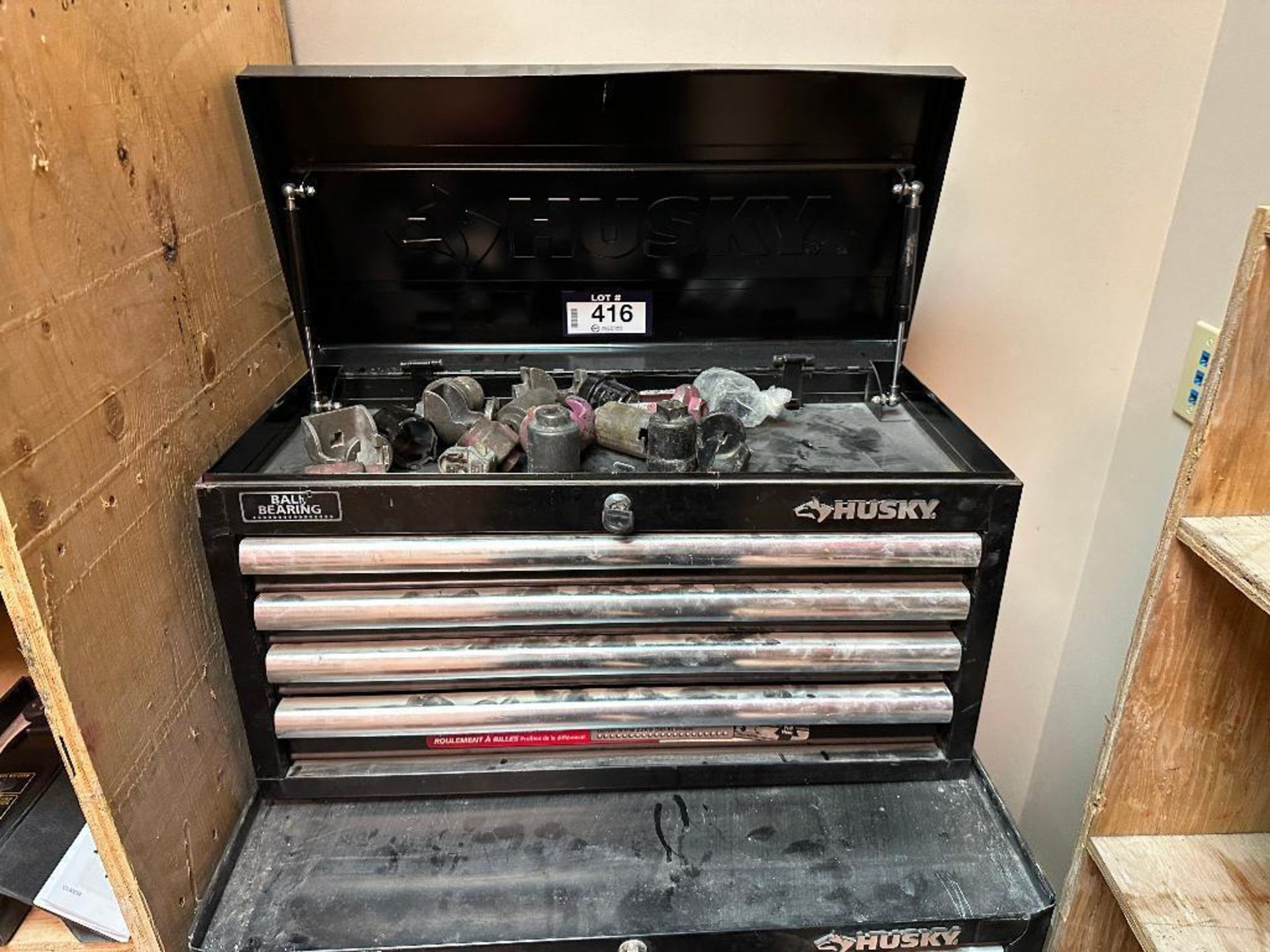 Lot of (1) Husky Upper 4-Drawer Tool Chest and (1) Husky Lower 4-Drawer Tool Chest - Image 5 of 5