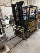 Yale A390453 3-Stage LPG Forklift, 20,552hrs Showing