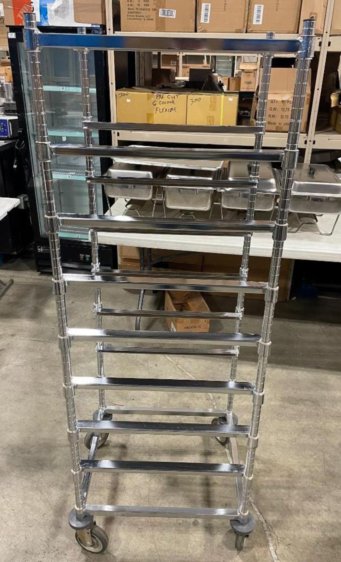 20.5" X 23" 7-SLOT STAINLESS STEEL MOBILE PAN RACK - Image 4 of 5