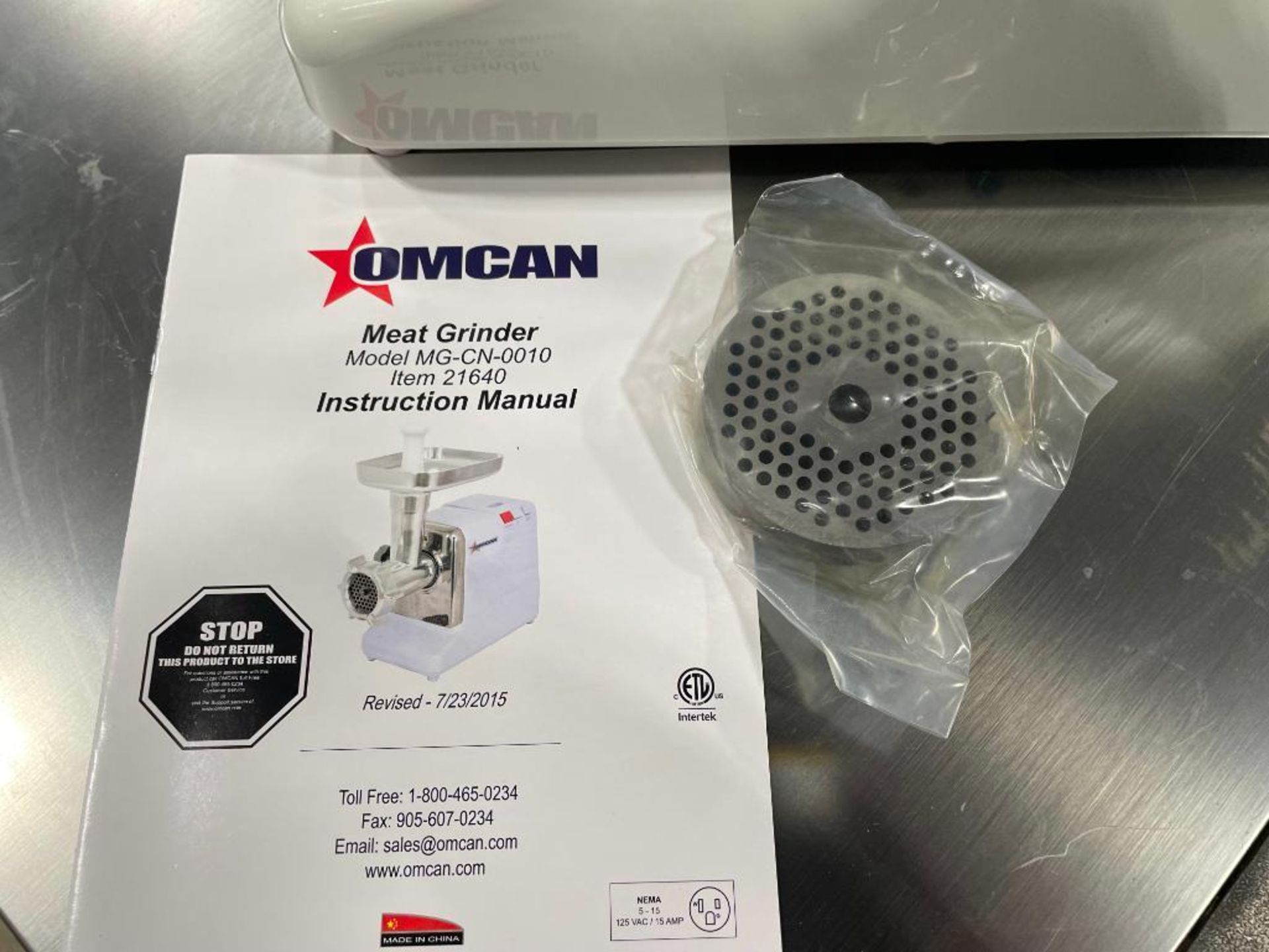 OMCAN MG-CN-0010 LIGHT-DUTY MEAT GRINDER, NEW - Image 11 of 12