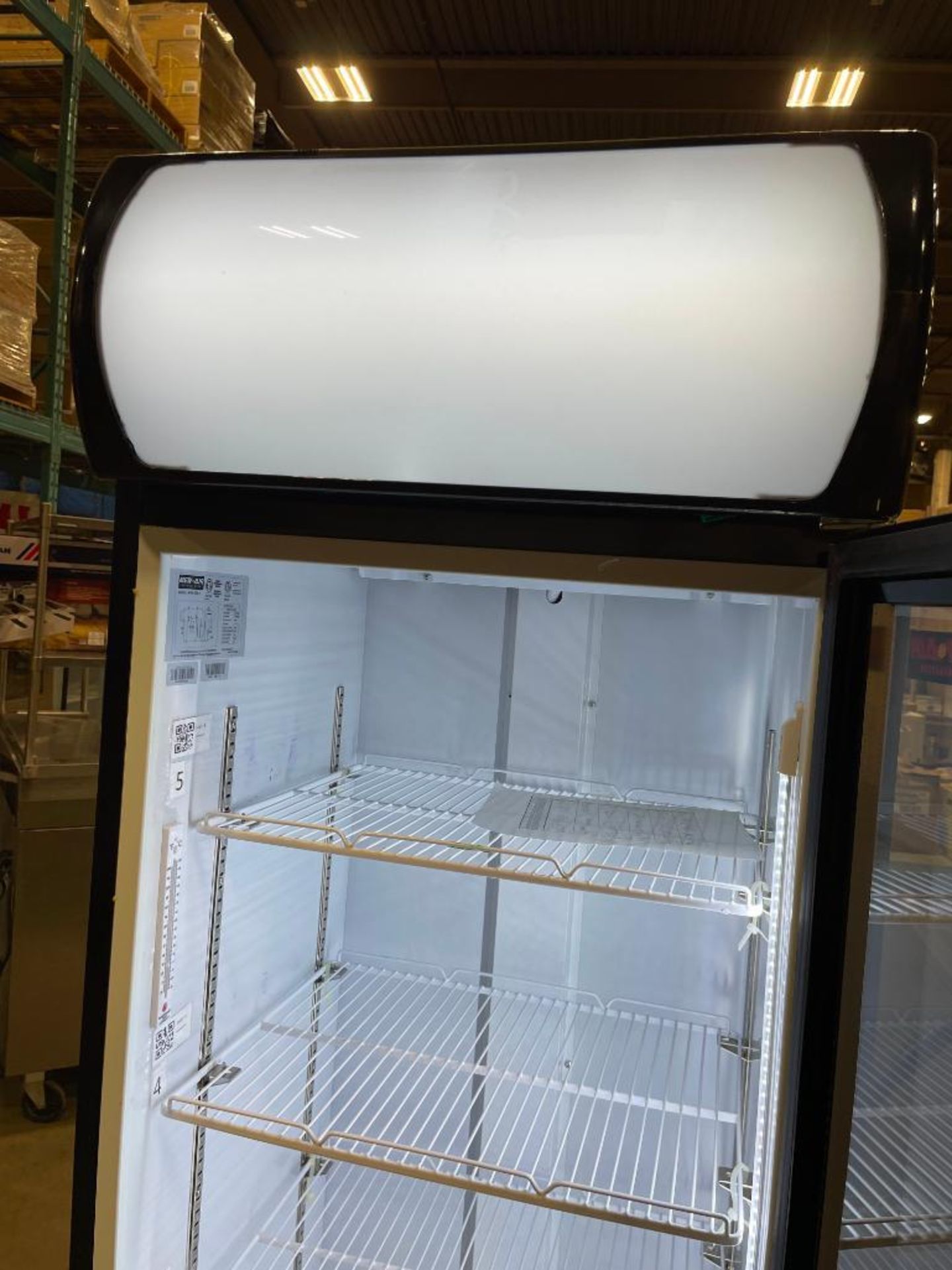NEW-AIR NGR-036-H SINGLE GLASS DOOR DISPLAY COOLER - Image 5 of 14