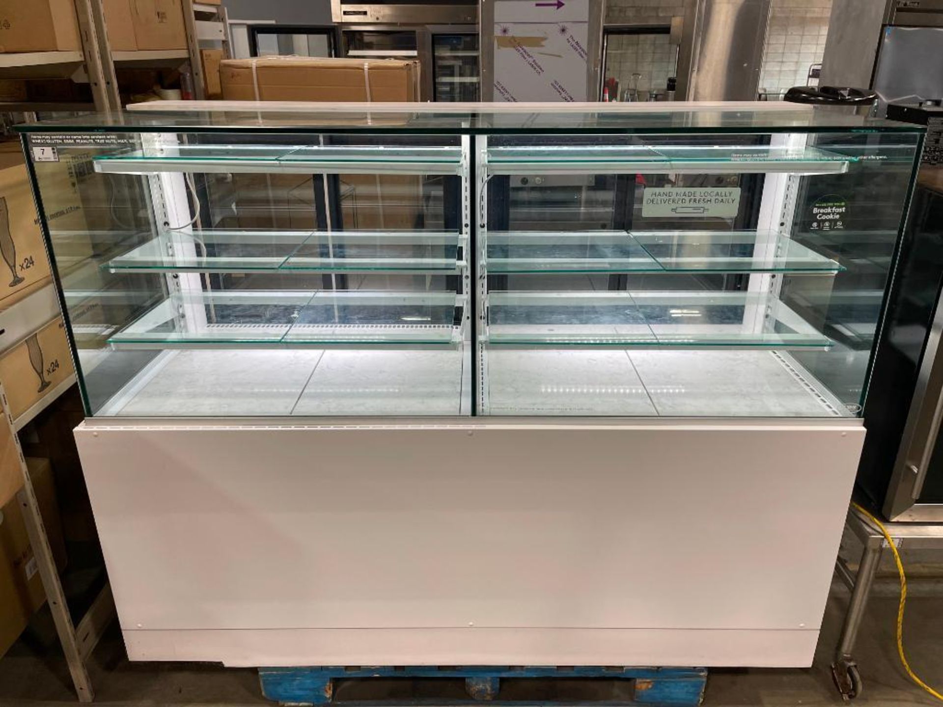 CANADIAN DISPLAY SYSTEMS SQRD6 72" REFRIGERATED DISPLAY CASE - Image 23 of 23