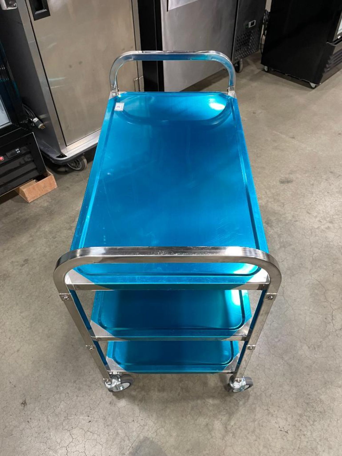 37" X 19" STAINLESS STEEL 3 TIER BUSSING CART - NEW - OMCAN 47151 - Image 5 of 7