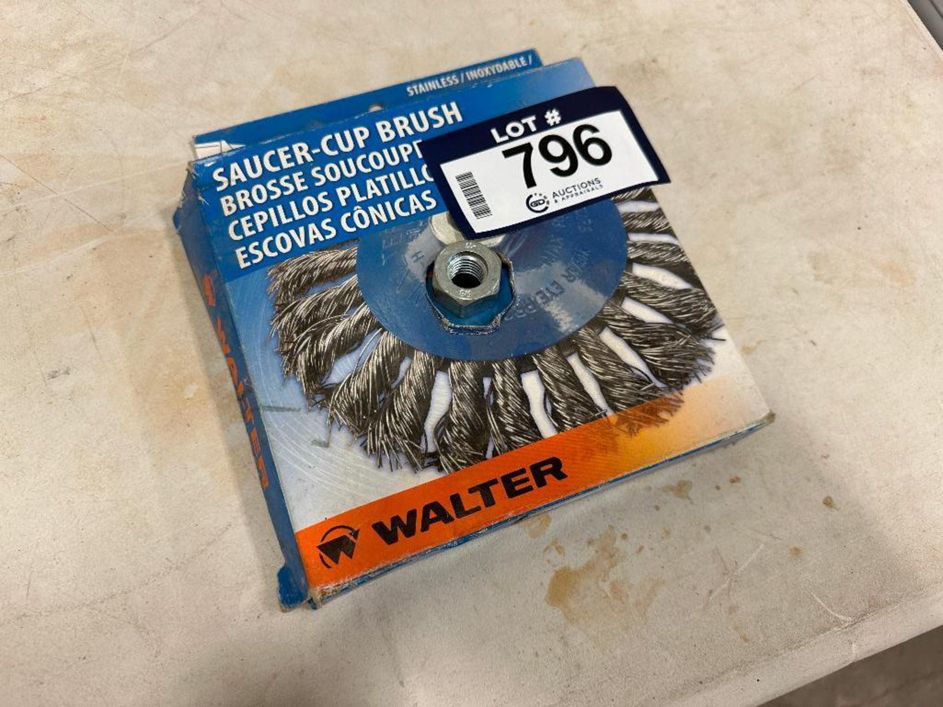 Walter 7" Saucer Cup Brush