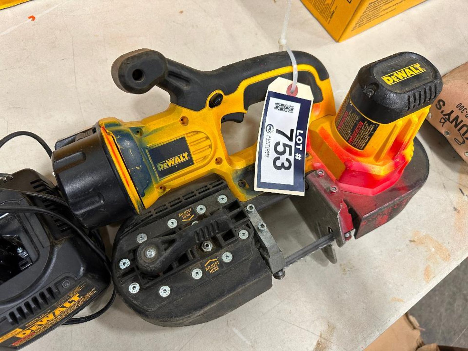 DeWalt DCS370 18V Cordless Band Saw w/ Battery and Charger - Image 4 of 6