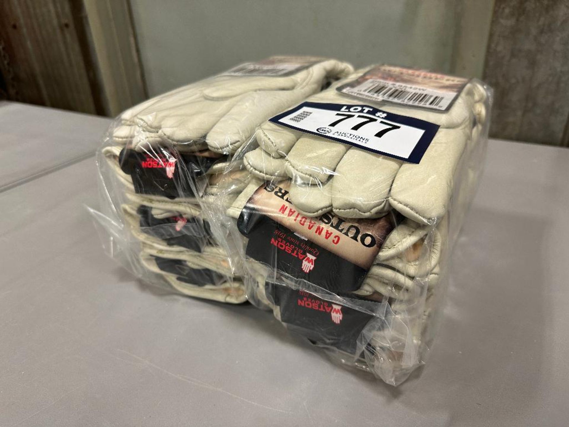 Lot of (12) Pairs of Watson Canadian Outsiders XXL Gloves - Image 3 of 3
