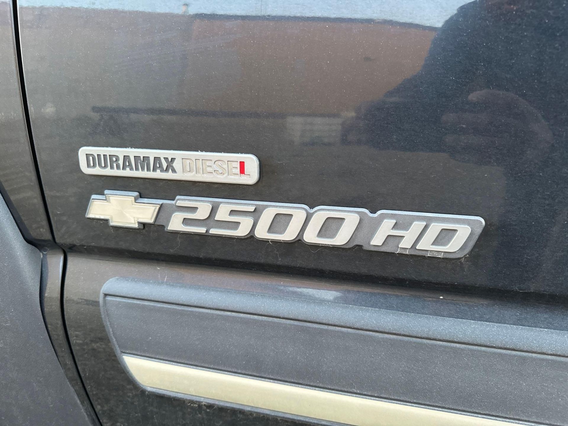 2003 Chevrolet Silverado Duramax Diesel Extended Cab 4X4, VIN #: 1GCHK29183E178573 - Image 5 of 12