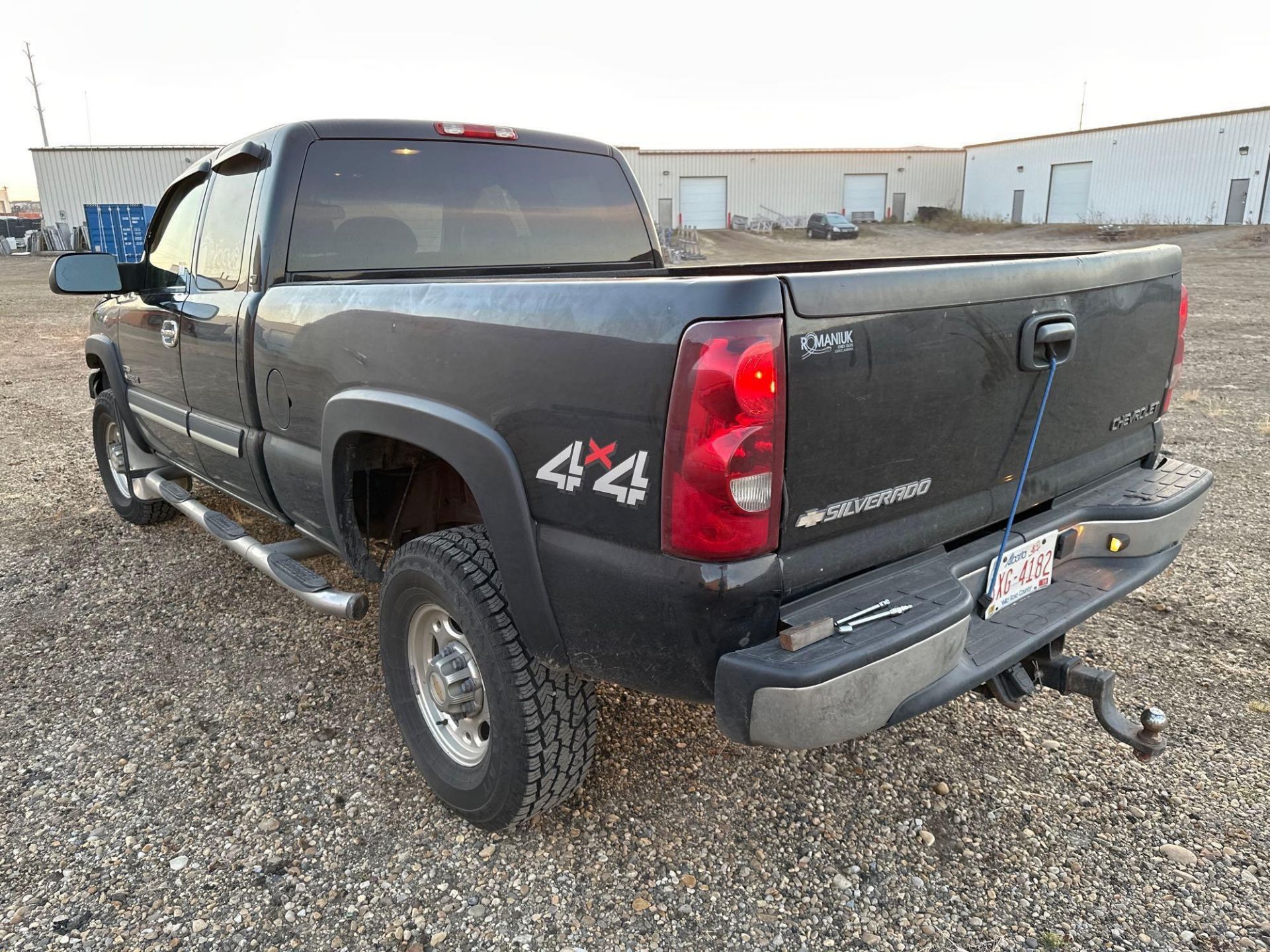 2003 Chevrolet Silverado Duramax Diesel Extended Cab 4X4, VIN #: 1GCHK29183E178573 - Image 4 of 12