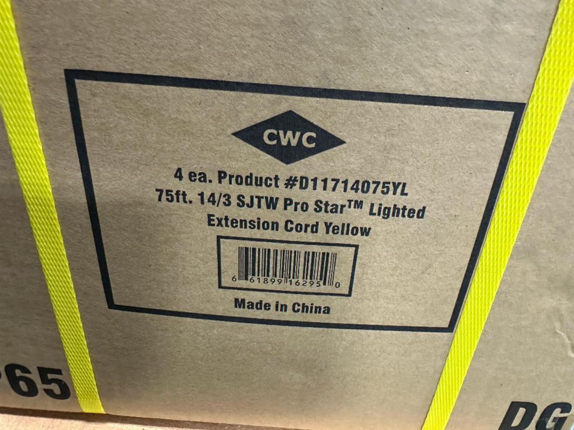 Box of (4) 75' 14/3 Pro Star Lighted Extension Cords - Image 4 of 4