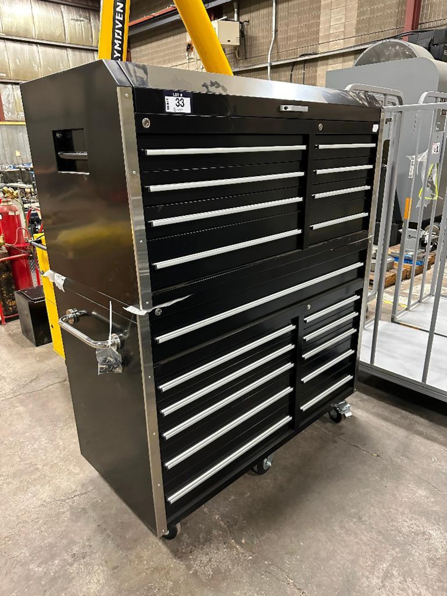20- Compartment Roll-Away Tool Chest