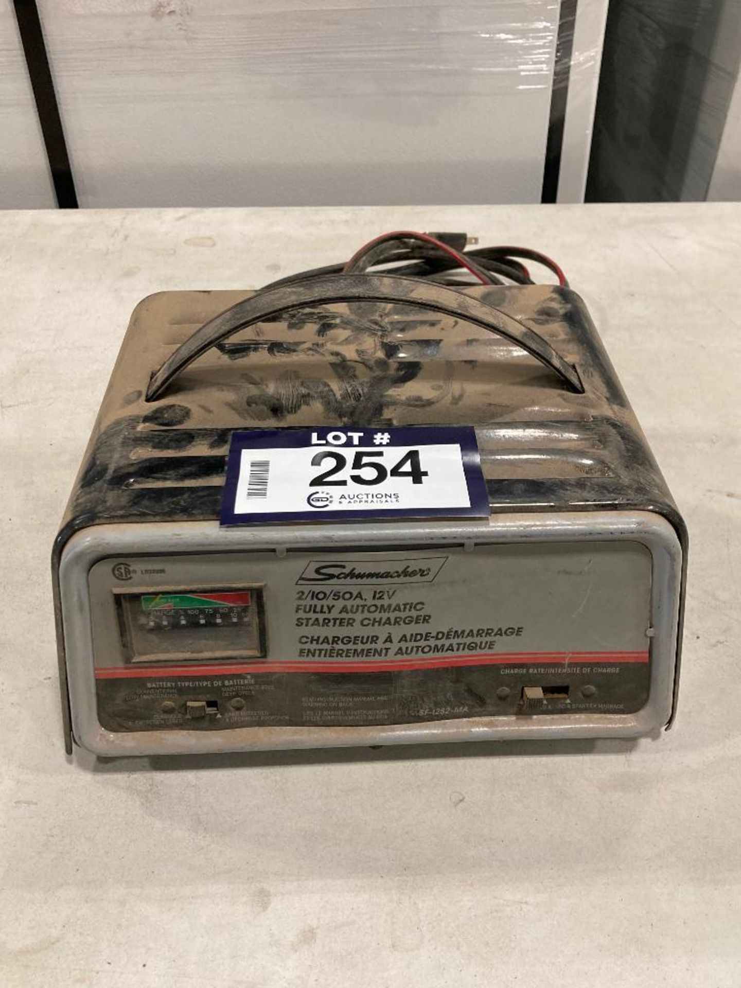 Schumacher 2/10/50 AMP Fully Automatic Starter Charger SE-5212A