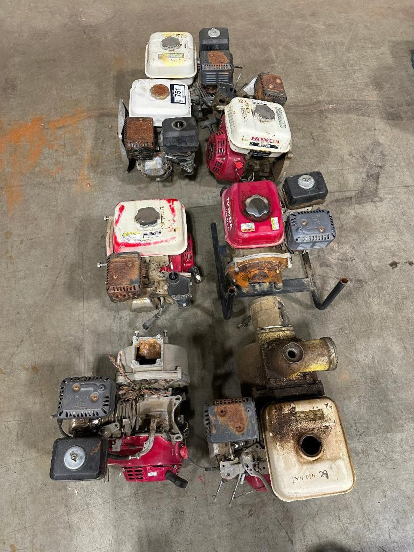 Lot of (7) Asst. Gas Engines *For Parts* - Image 5 of 5