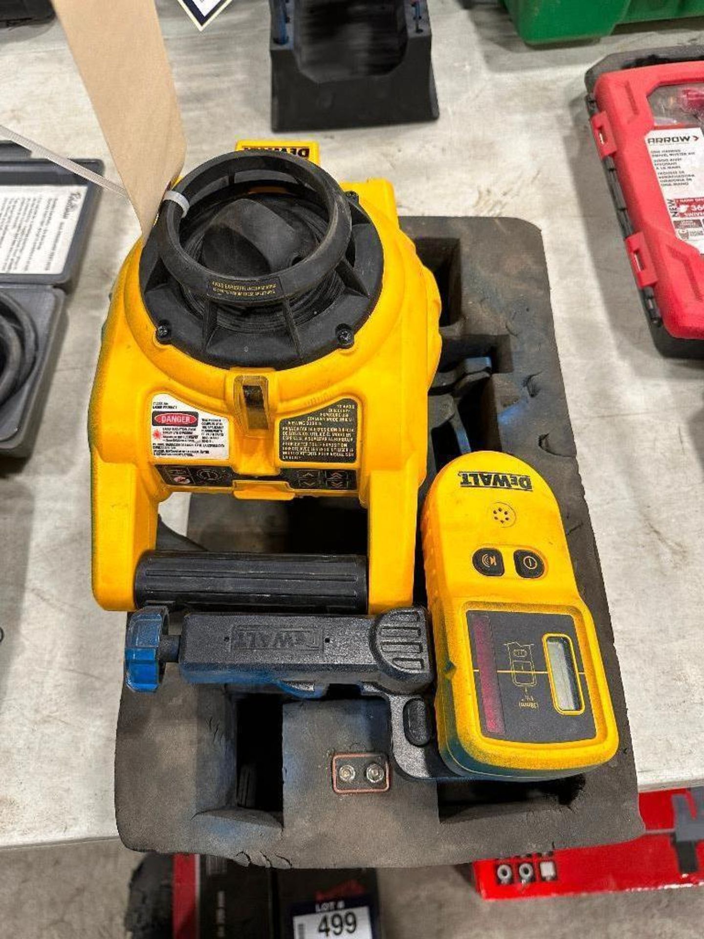 DeWalt DW074 Rotary Laser & DeWalt DW0742 Laser Detector