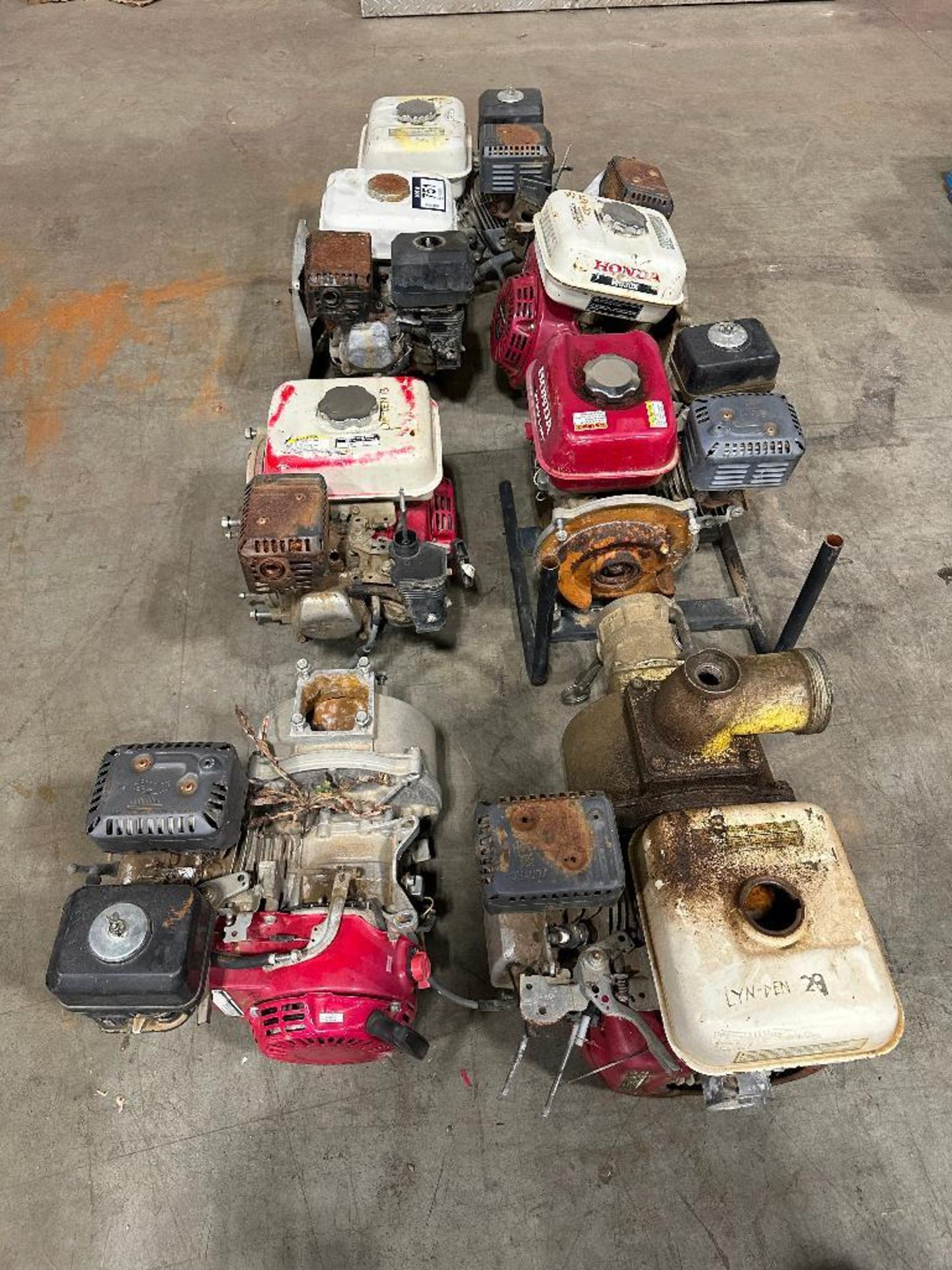 Lot of (7) Asst. Gas Engines *For Parts* - Image 4 of 5