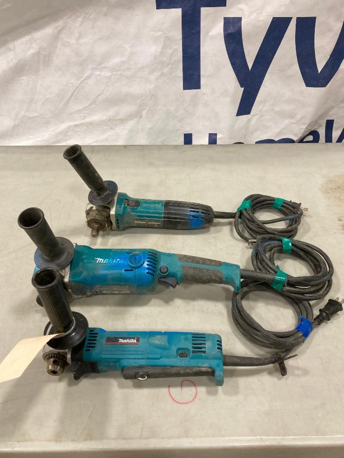 Lot of (3) Asst. Makita Angle Grinders - Image 3 of 9