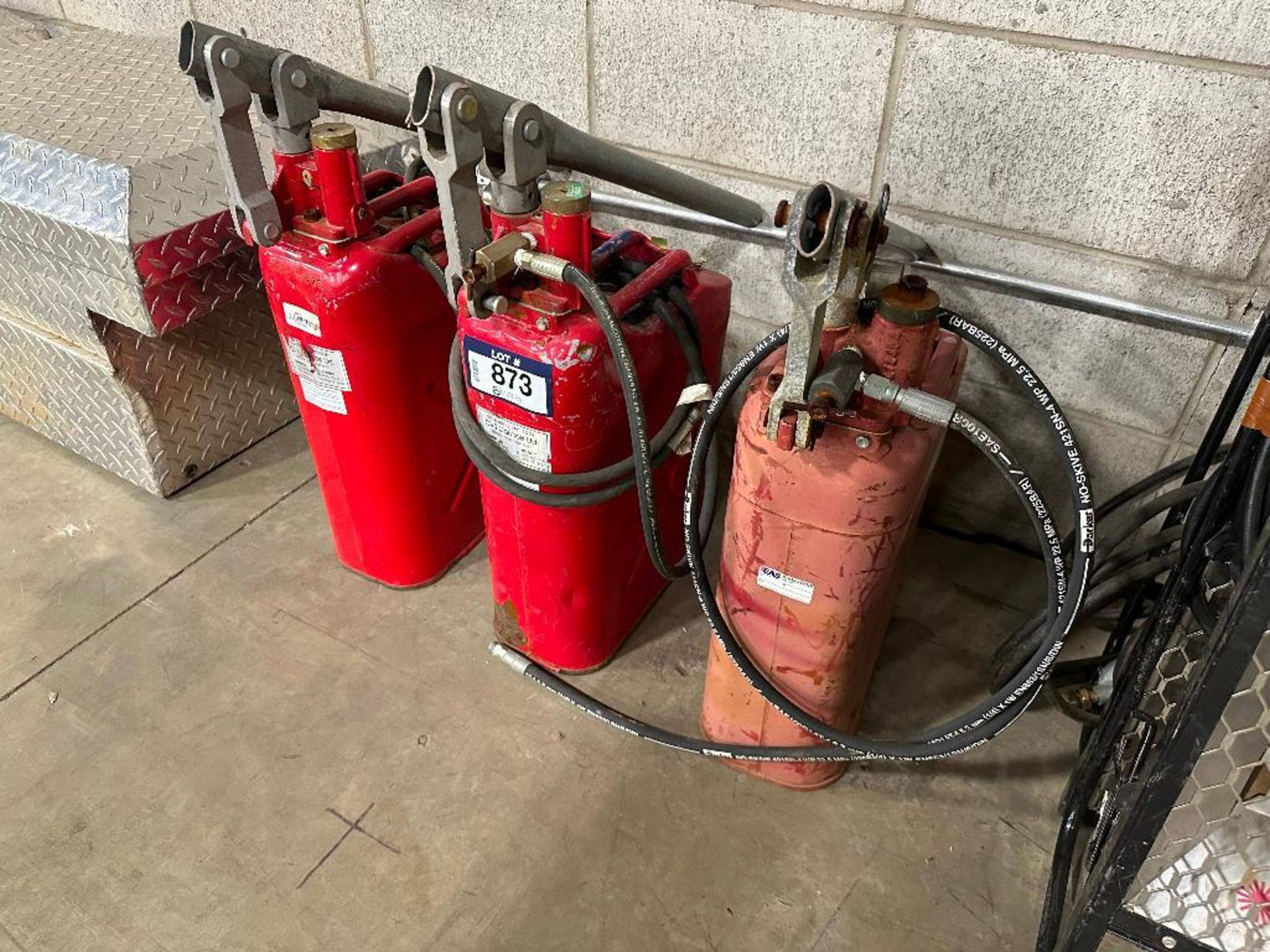 Lot of (3) Asst. Pump Containers - Image 4 of 4
