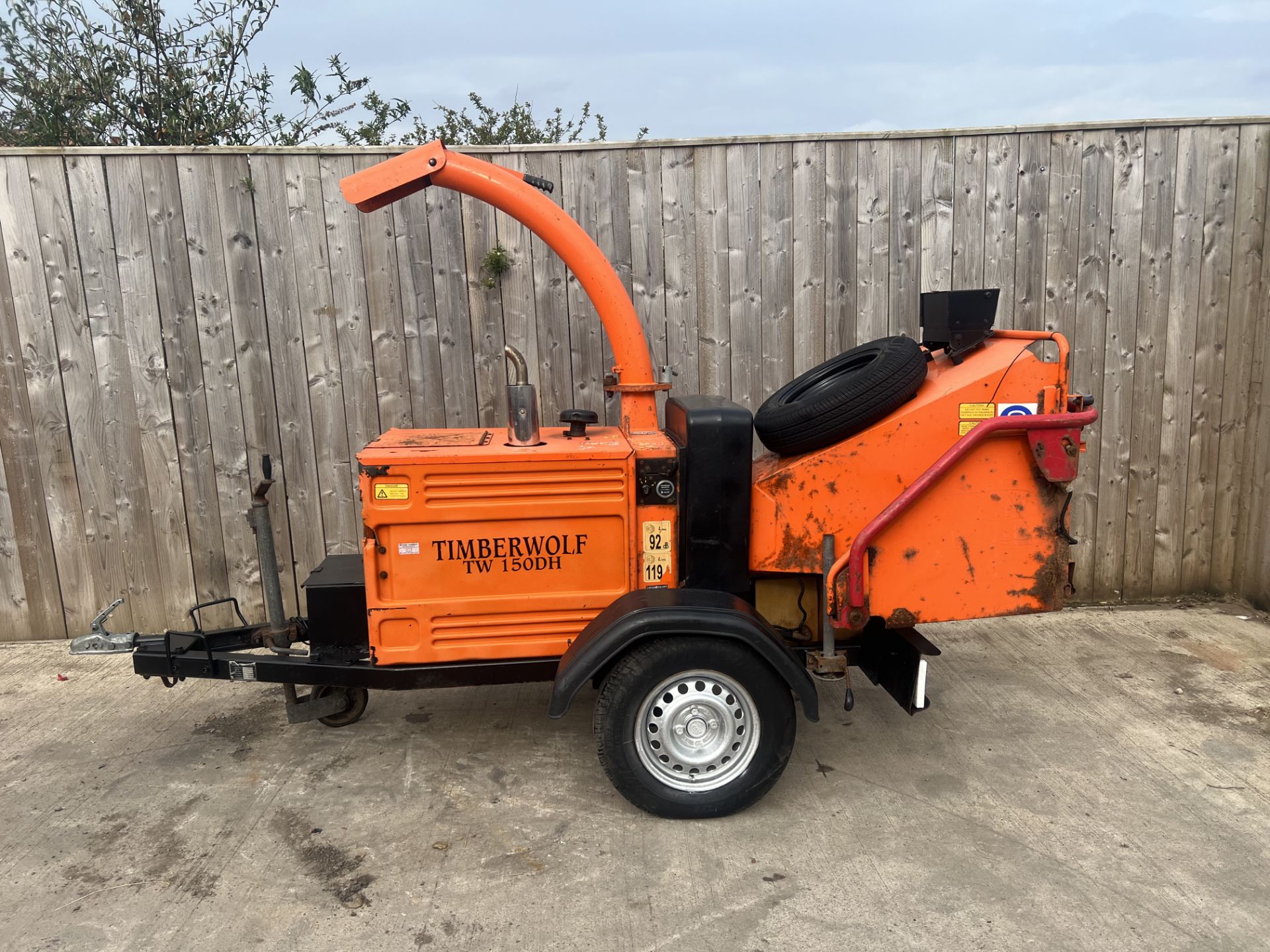 TIMBERWOLF TW150H TOWABLE DIESEL WOOD CHIPPER *LOCATION NORTH YORKSHIRE* - Image 5 of 6