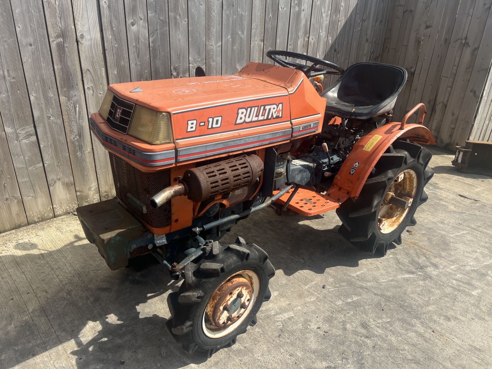 Kubota 4WD diesel compact tractor - Image 5 of 6