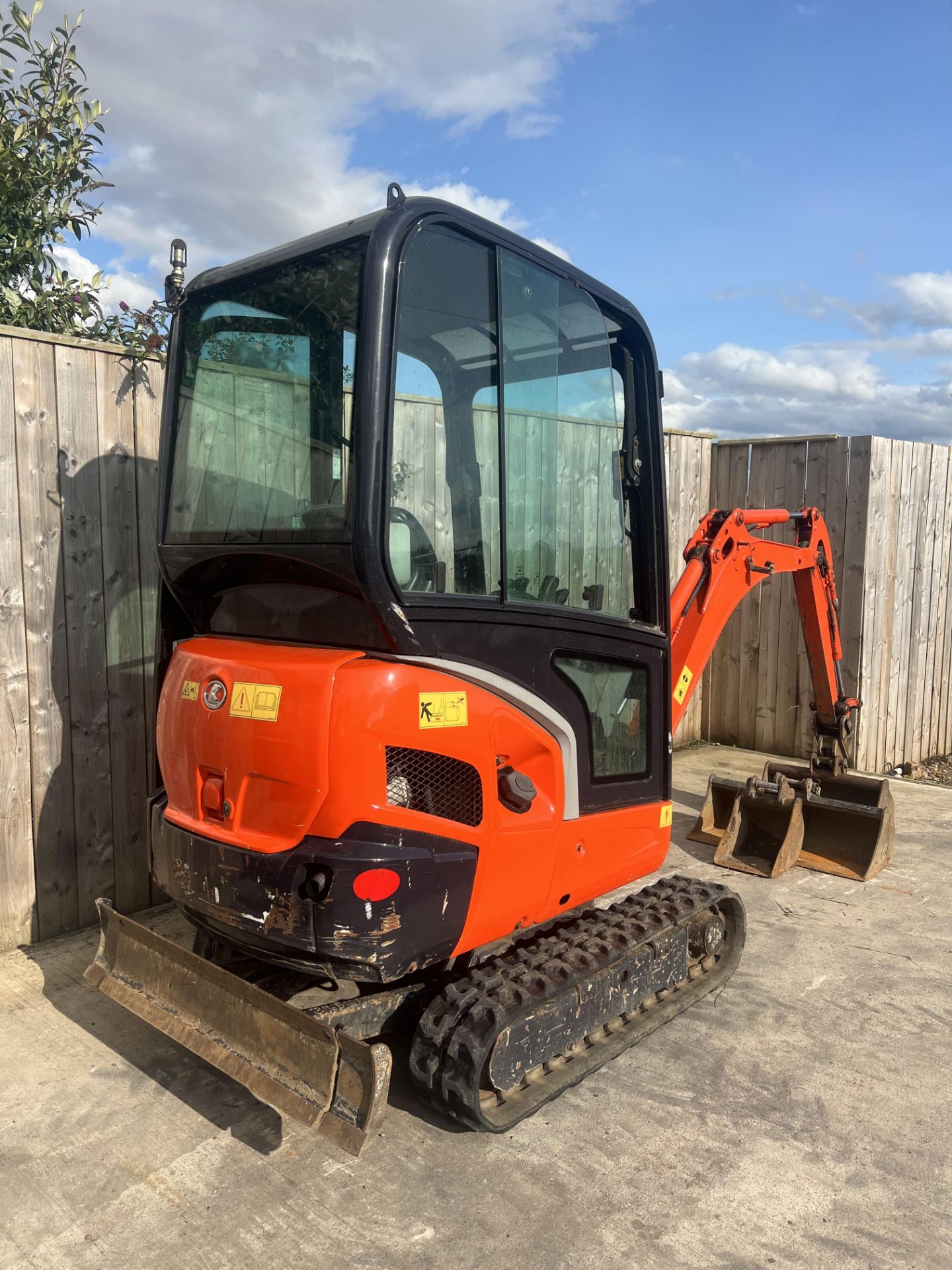 2015 Kubota KX016-4 Mini digger - Image 3 of 7