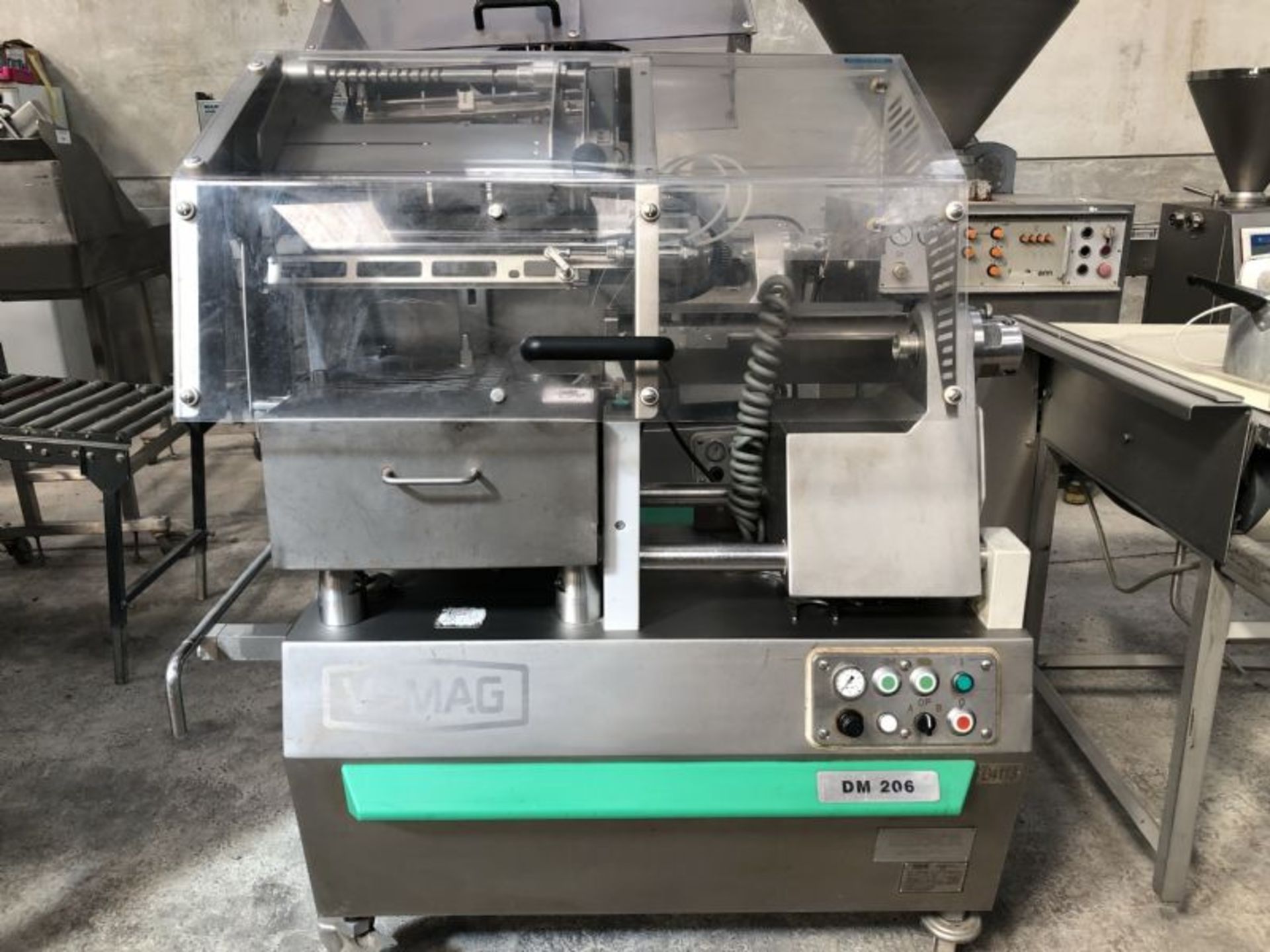 VEMAG  DM206 SAUSAGE LINKER  3PHASE  LENGTH 1300mm X 900mm X 1550mm - Image 2 of 17