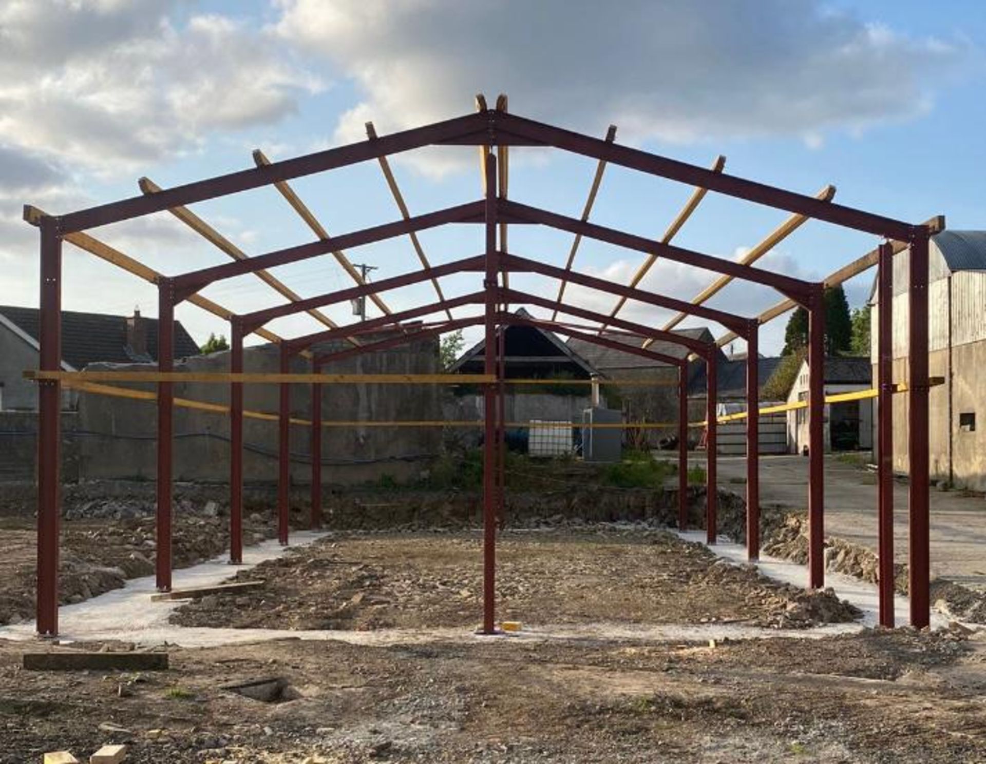 STEELSHED FRAME BUILDING