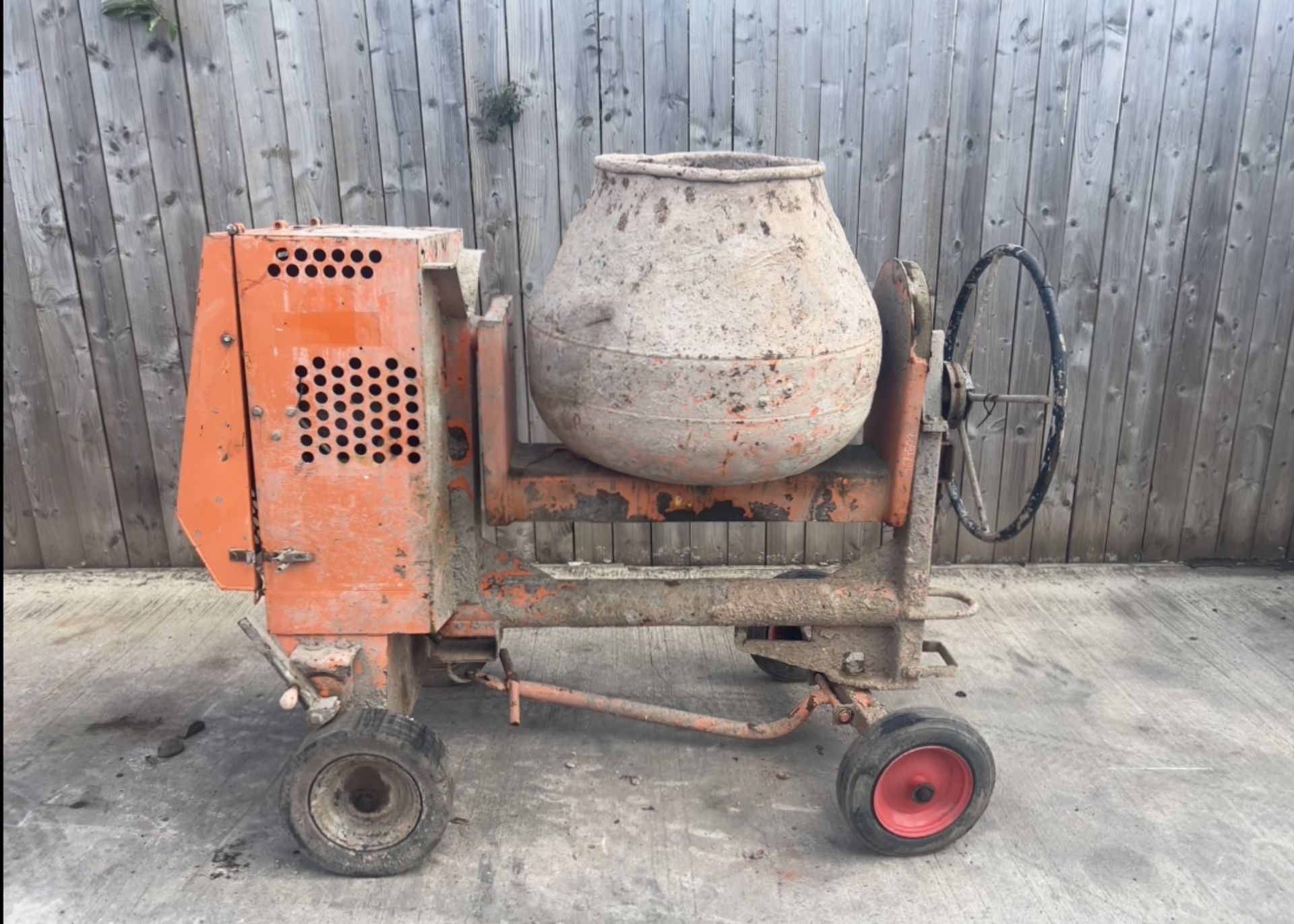 2015 Belle diesel cement mixer PM20 1000XT