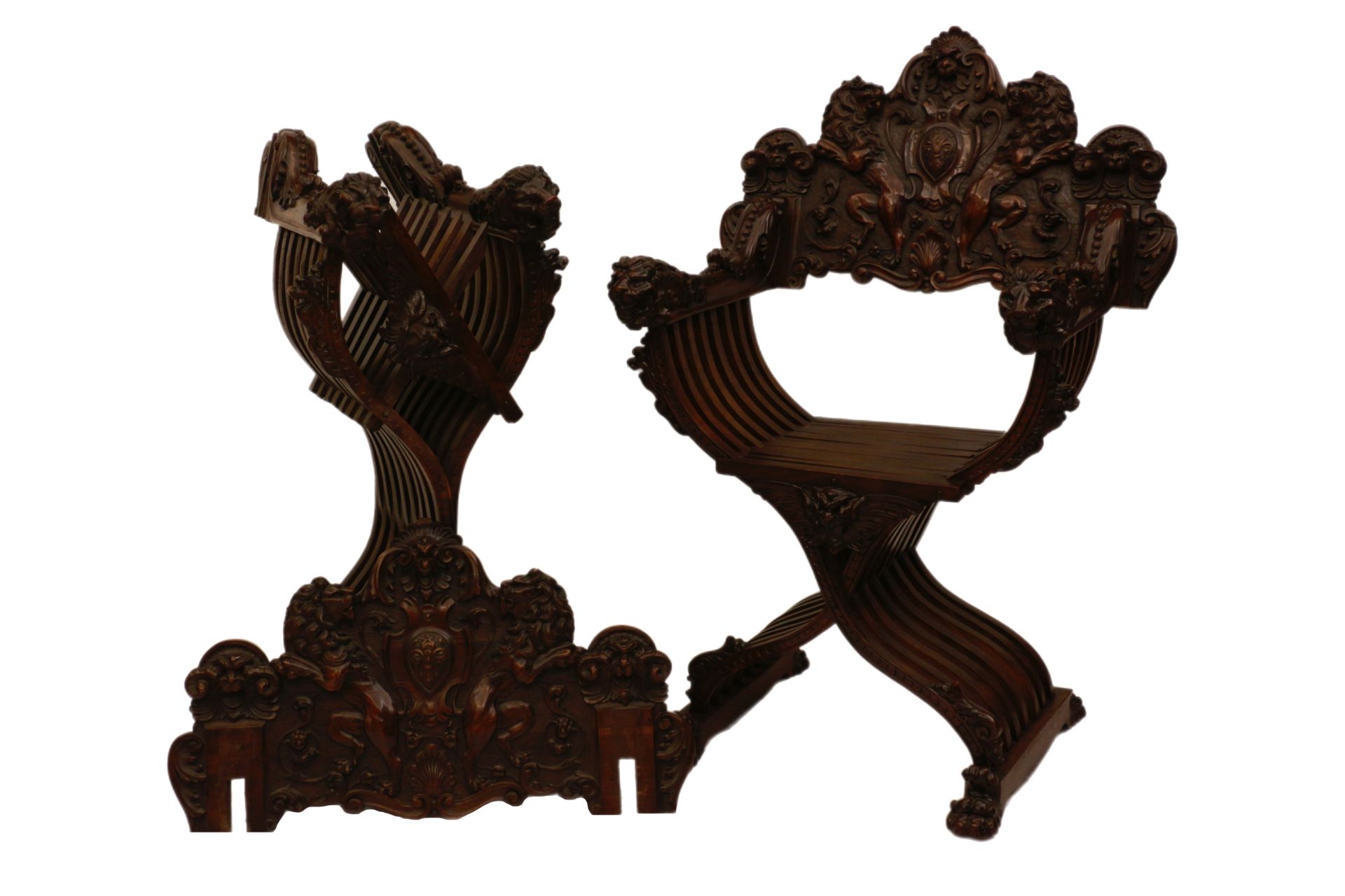 Coppia di troni in legno ebanizzato. Braccioli, schienale e gambe realizzate con particolare intagli - Bild 2 aus 4