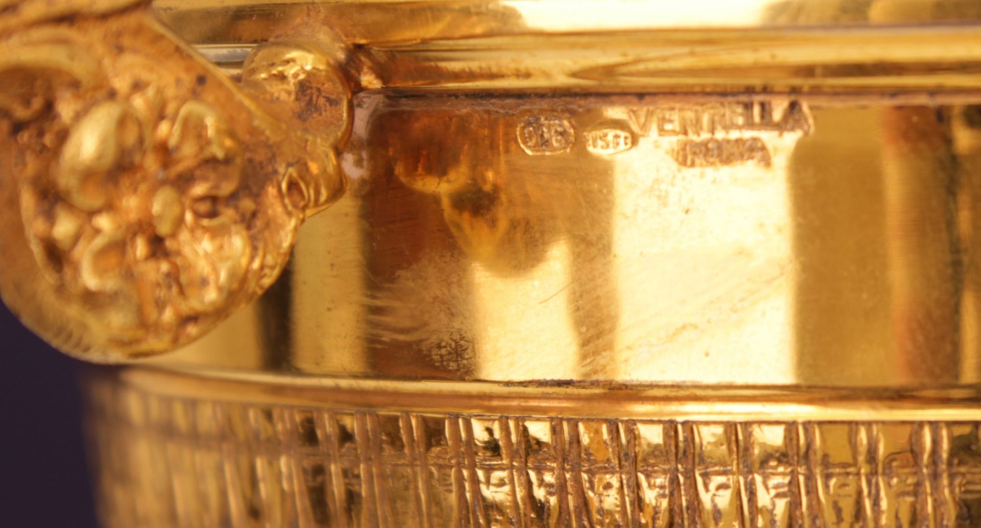 Calice in argento dorato 800/000 con coperchio finemente cesellato. Argentere Ventrella Roma - Image 6 of 6
