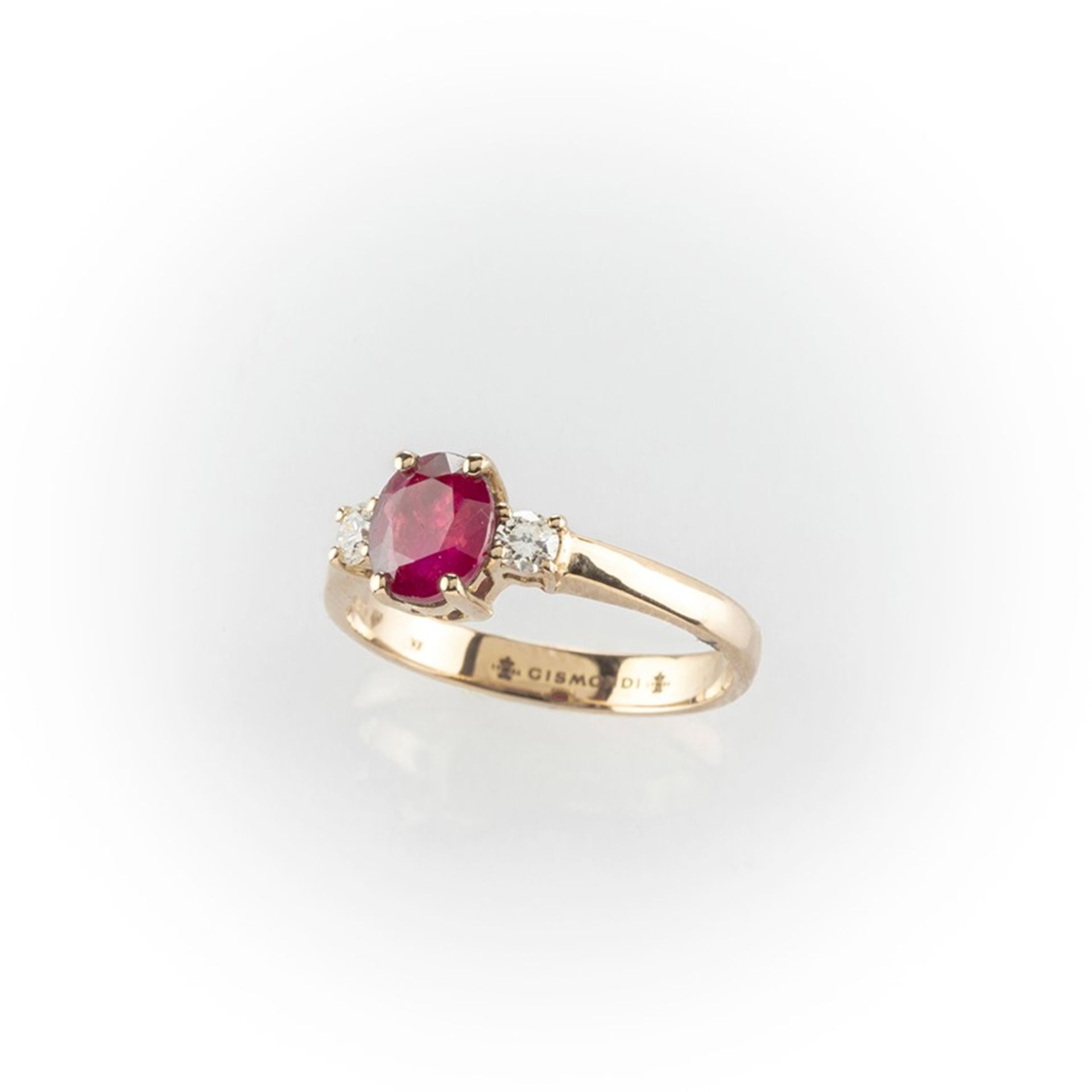 Anello Gismondi in oro rosa con rubino centrale taglio ovale contornato da due diamanti taglio brill - Image 8 of 8