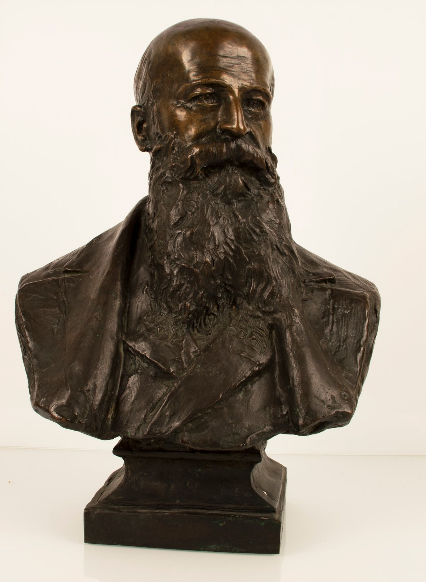 Scultura in bronzo, busto di anziano barbuto