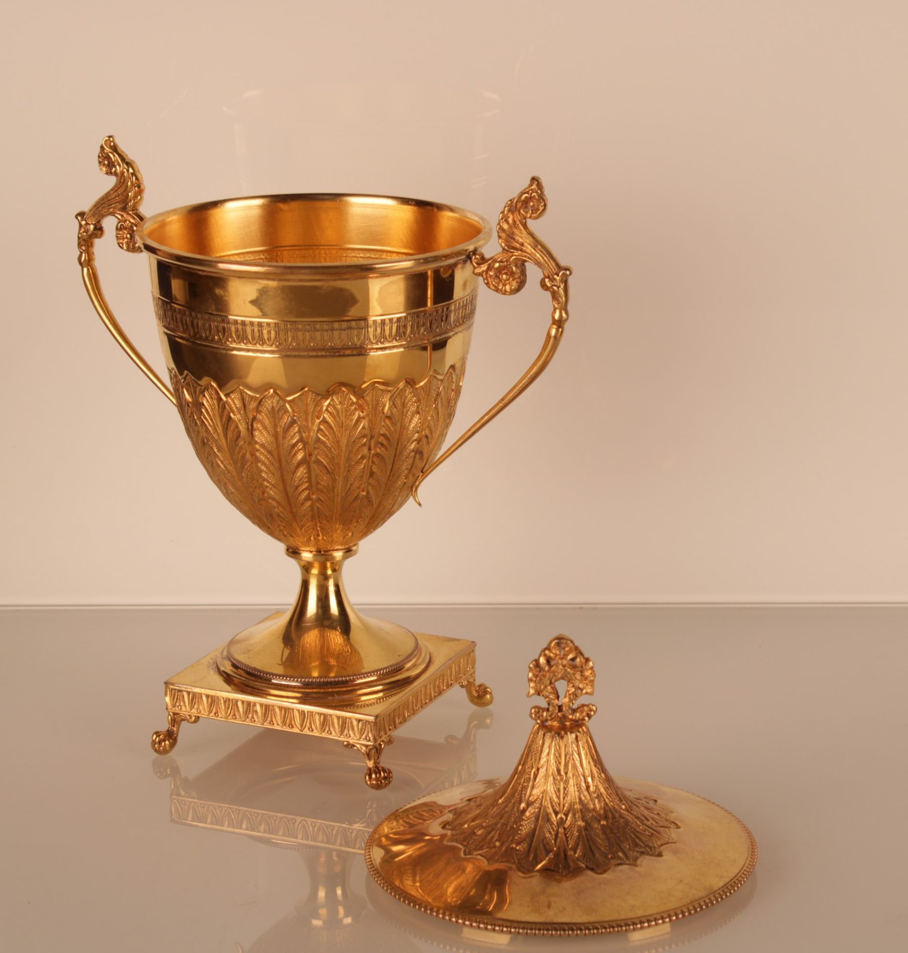 Calice in argento dorato 800/000 con coperchio finemente cesellato. Argentere Ventrella Roma - Image 3 of 6