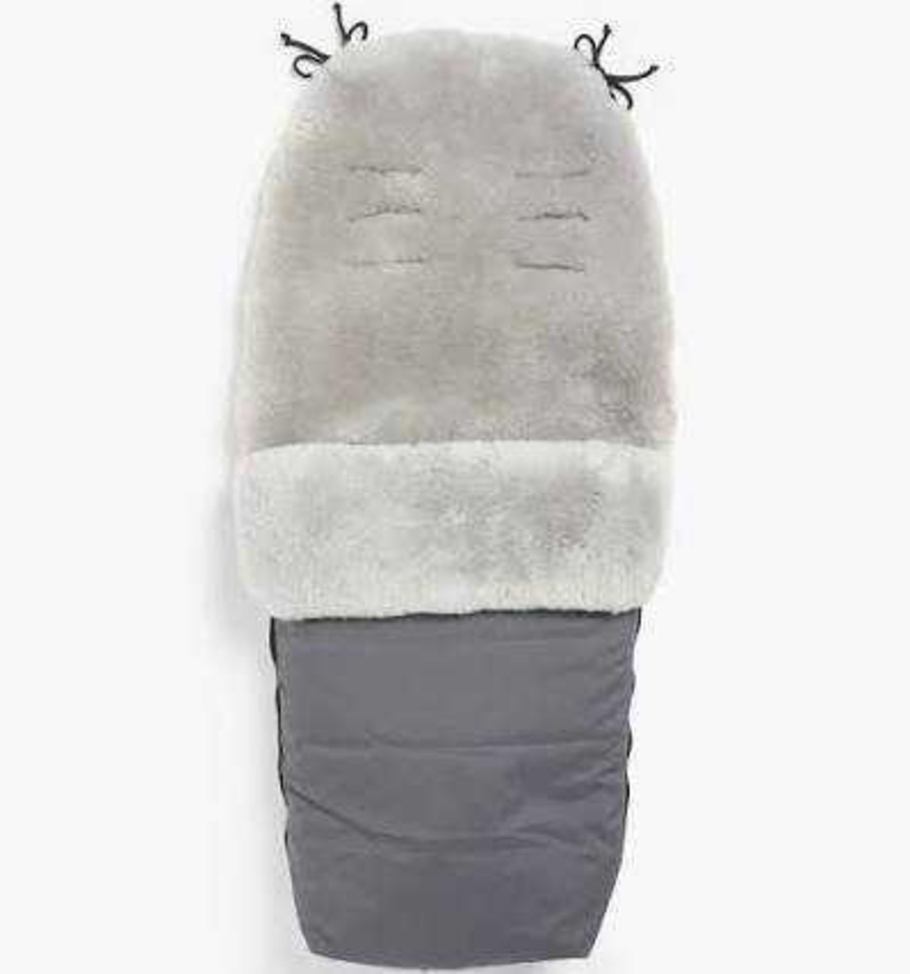 RRP £170 Lot To Contain 4 Assorted Items To Include A John Lewis Sheep Skin Footmuff, Baby Hooded To