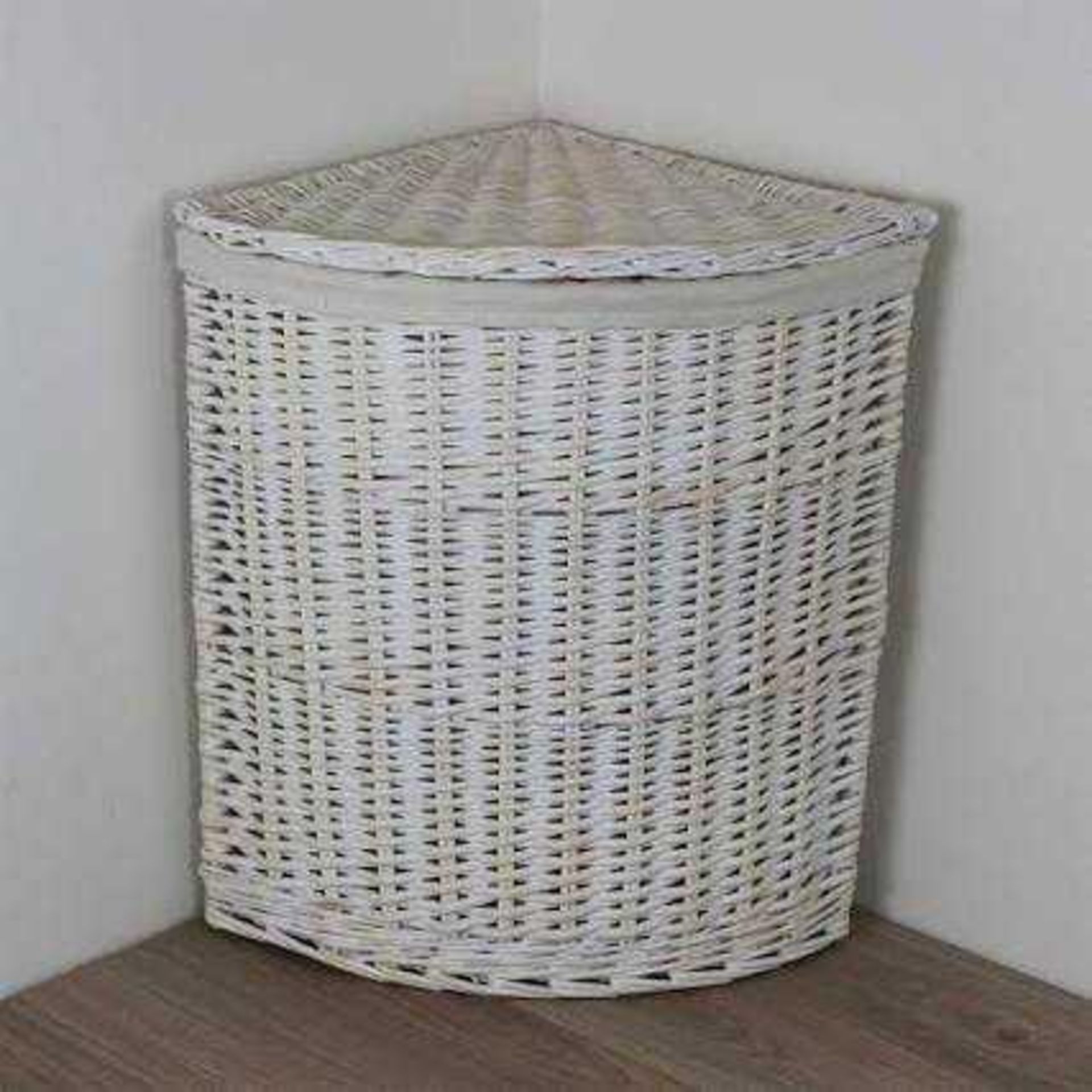 RRP £150 Lot To Contain A Large Assortment Of John Lewis Items To Include Slot Top Pole Kits, Wicker - Image 2 of 4