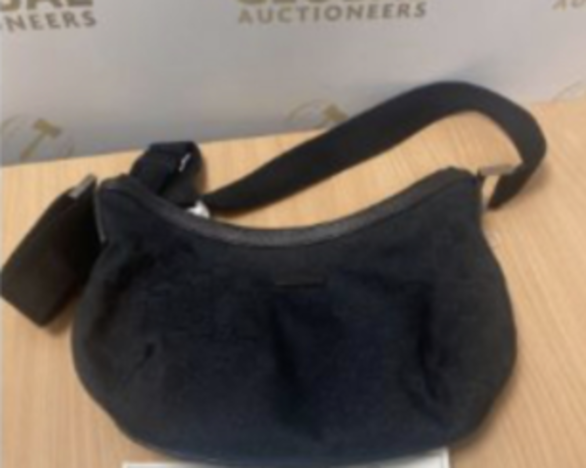 RRP £1080 Gucci Messenger Shoulder Bag, Black Mongrame Canvas, 32X24X2Cm