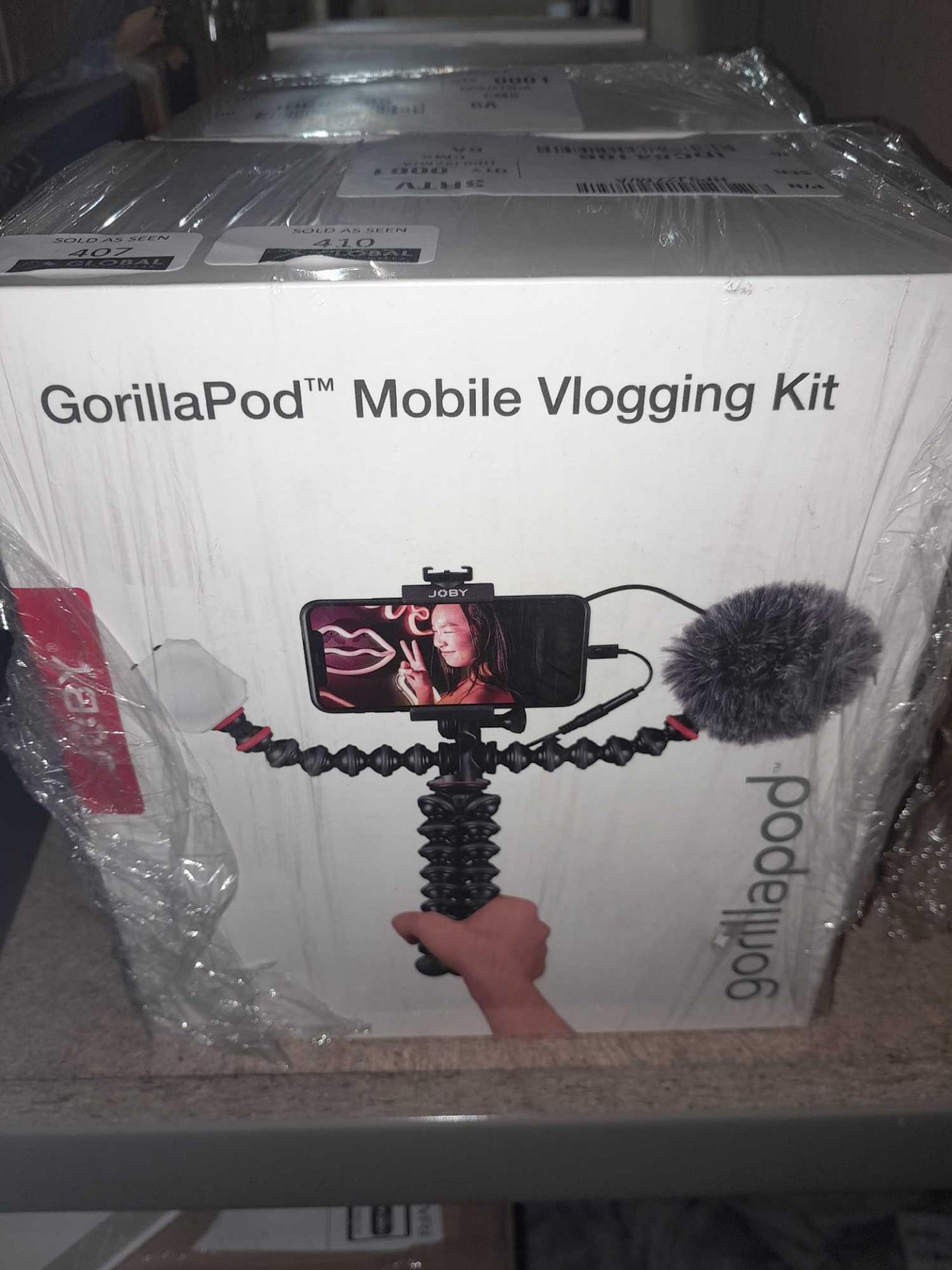 RRP £200 Boxed Gorillapod Mobile Vlogging Kit - Image 2 of 2