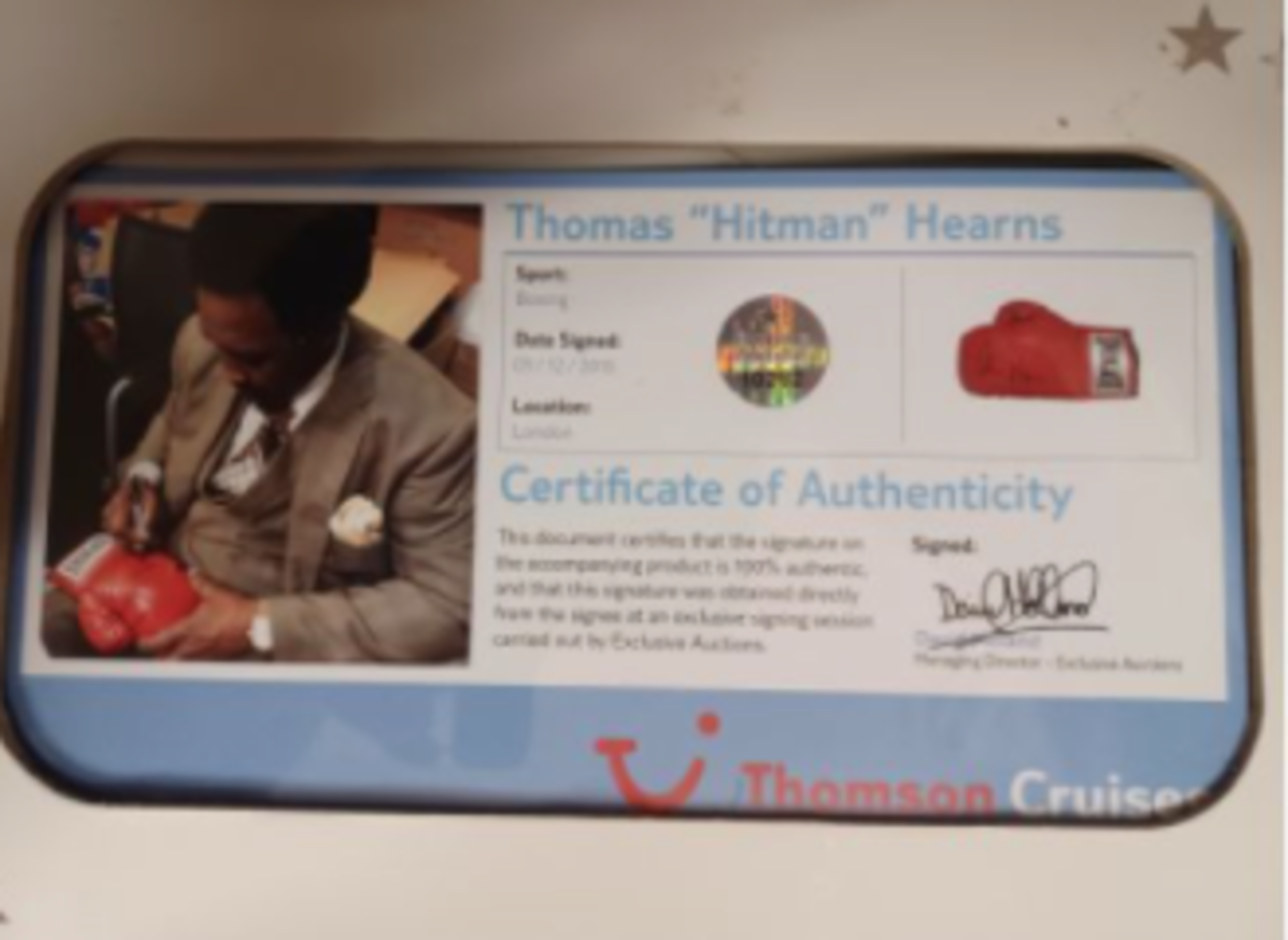 Authentic Thomas "Hitman" Hearns Signed Boxing Glove - Image 2 of 2