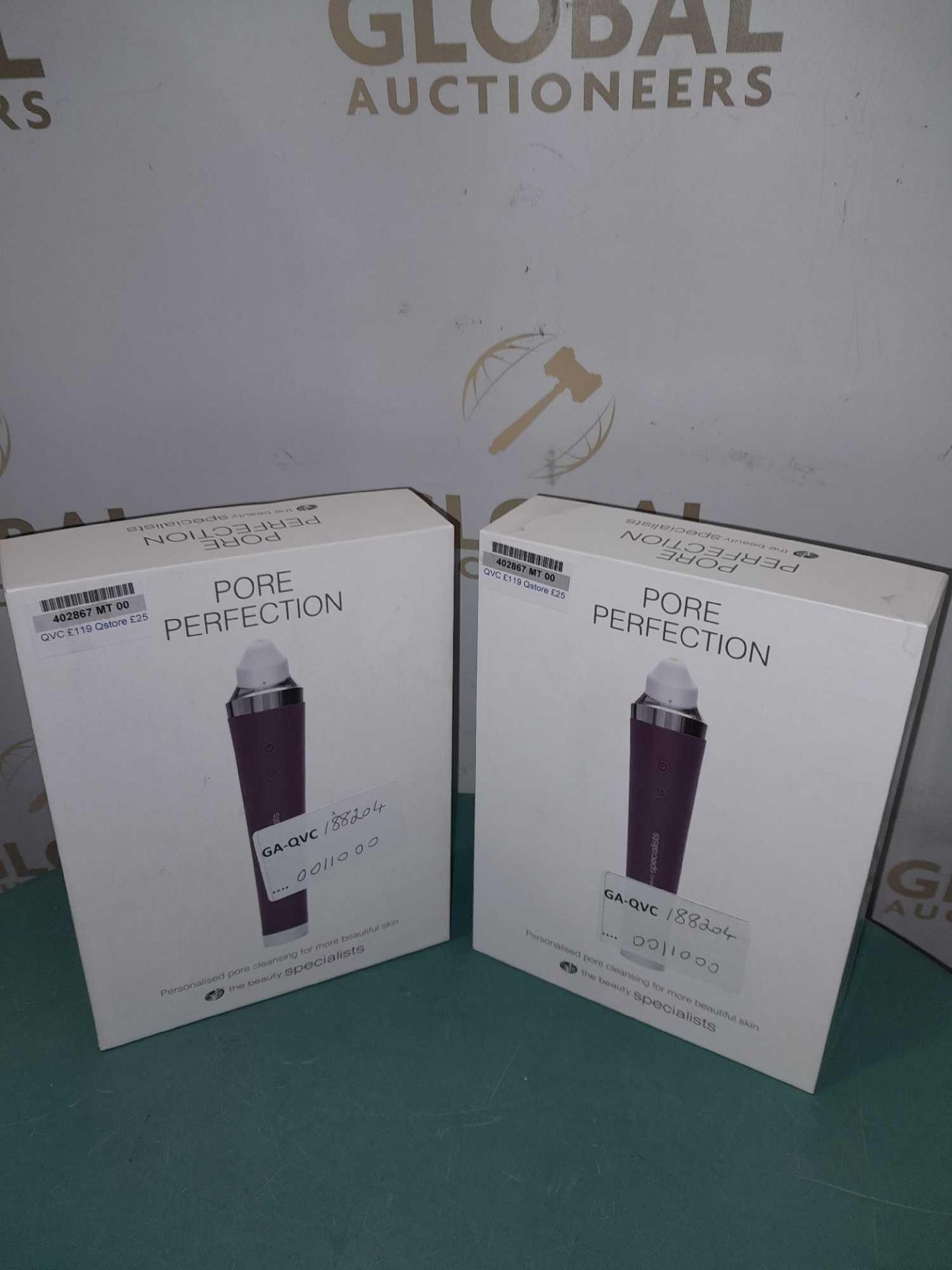 RRP £220 Lot To Contain 2 Boxed Pore Perfection Personalised Skin Cleansing Devices - Image 2 of 2