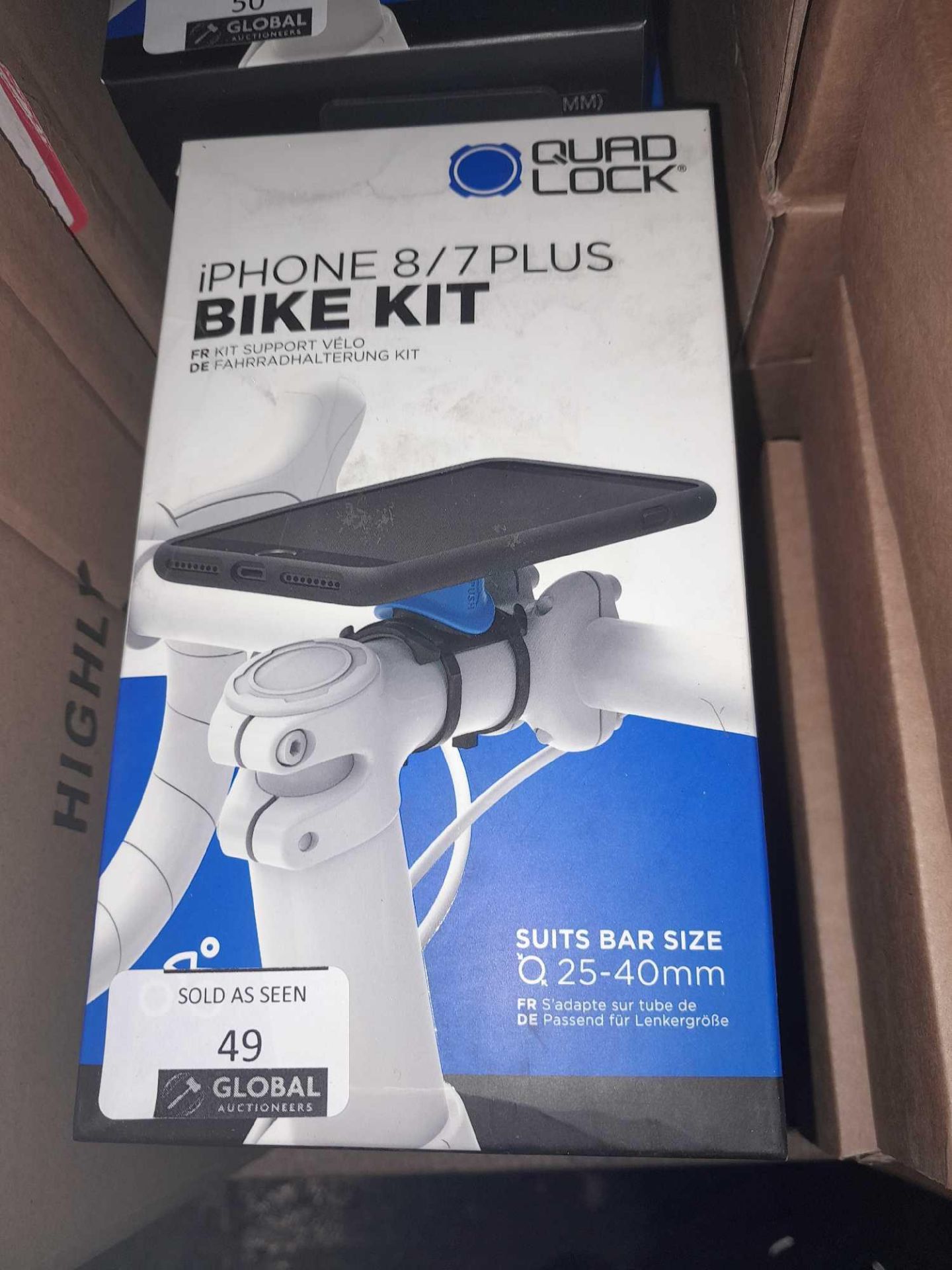 RRPÂ£225 Lot To Contain 5 Boxed Quad Lock iPhone 7/8 Bicycle Kit - Image 2 of 2