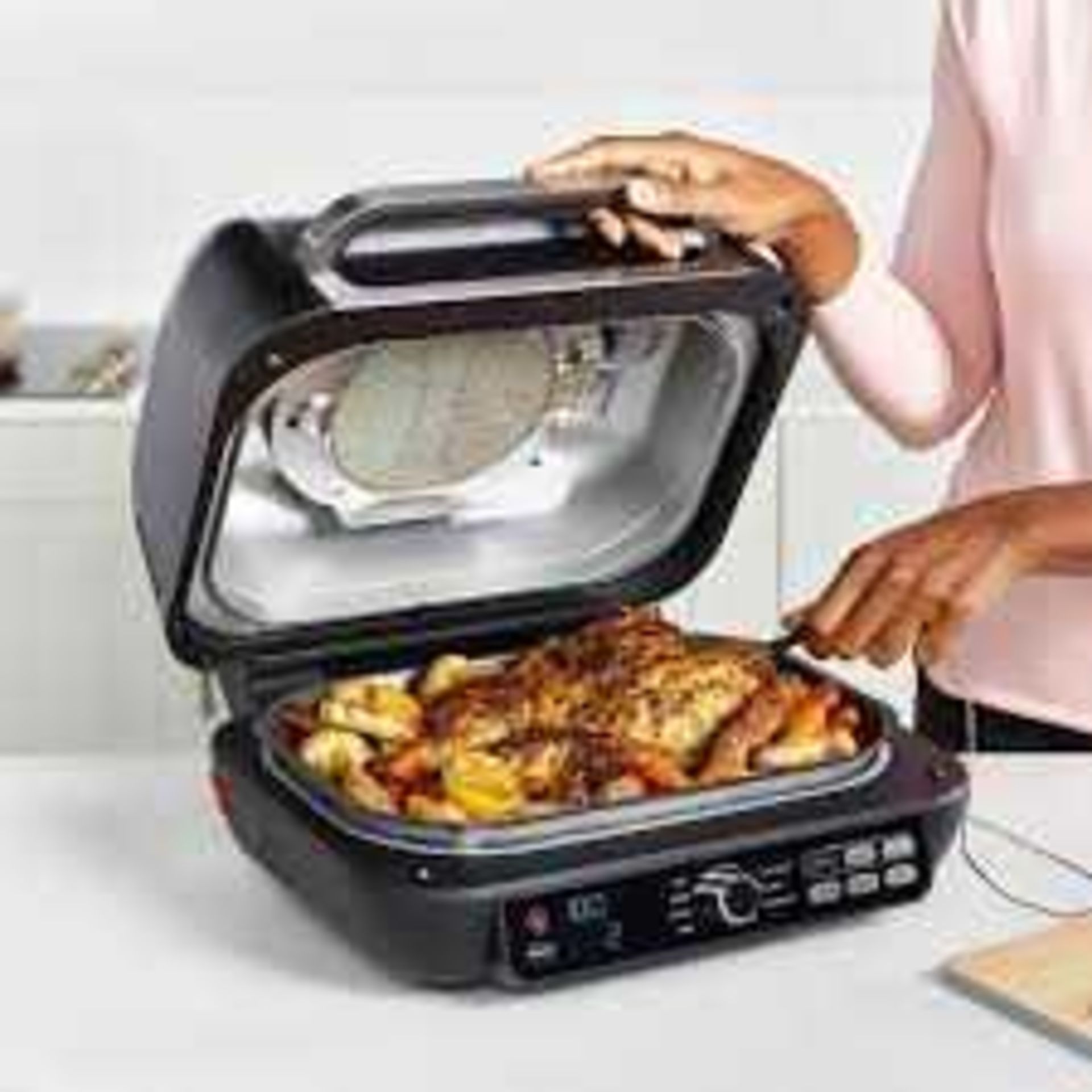 RRP £300 Boxed Ninja Foodi Max Pro Health Grill, Flat Plate & Air Fryer Ag651Uk